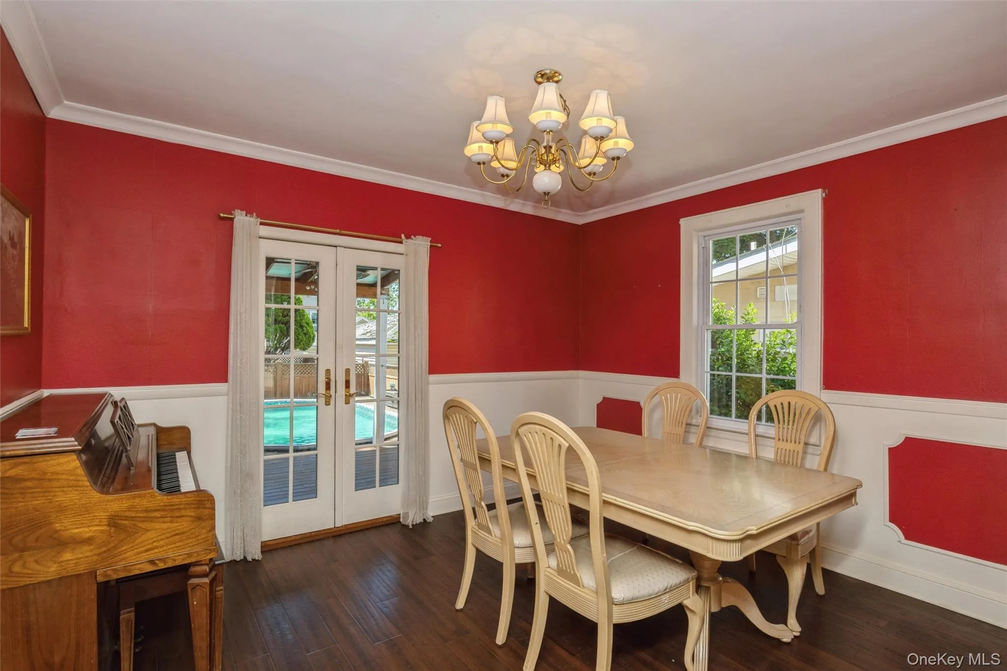 110 Yale Street, North Hempstead, NY, 3 Bedrooms Bedrooms, 6 Rooms Rooms,1 BathroomBathrooms,Residential,For Rent,Yale,0,1010467 110 Yale Street, North Hempstead, NY, 3 Bedrooms Bedrooms, 6 Rooms Rooms,1 BathroomBathrooms,Residential,For Rent,Yale,0,1010467