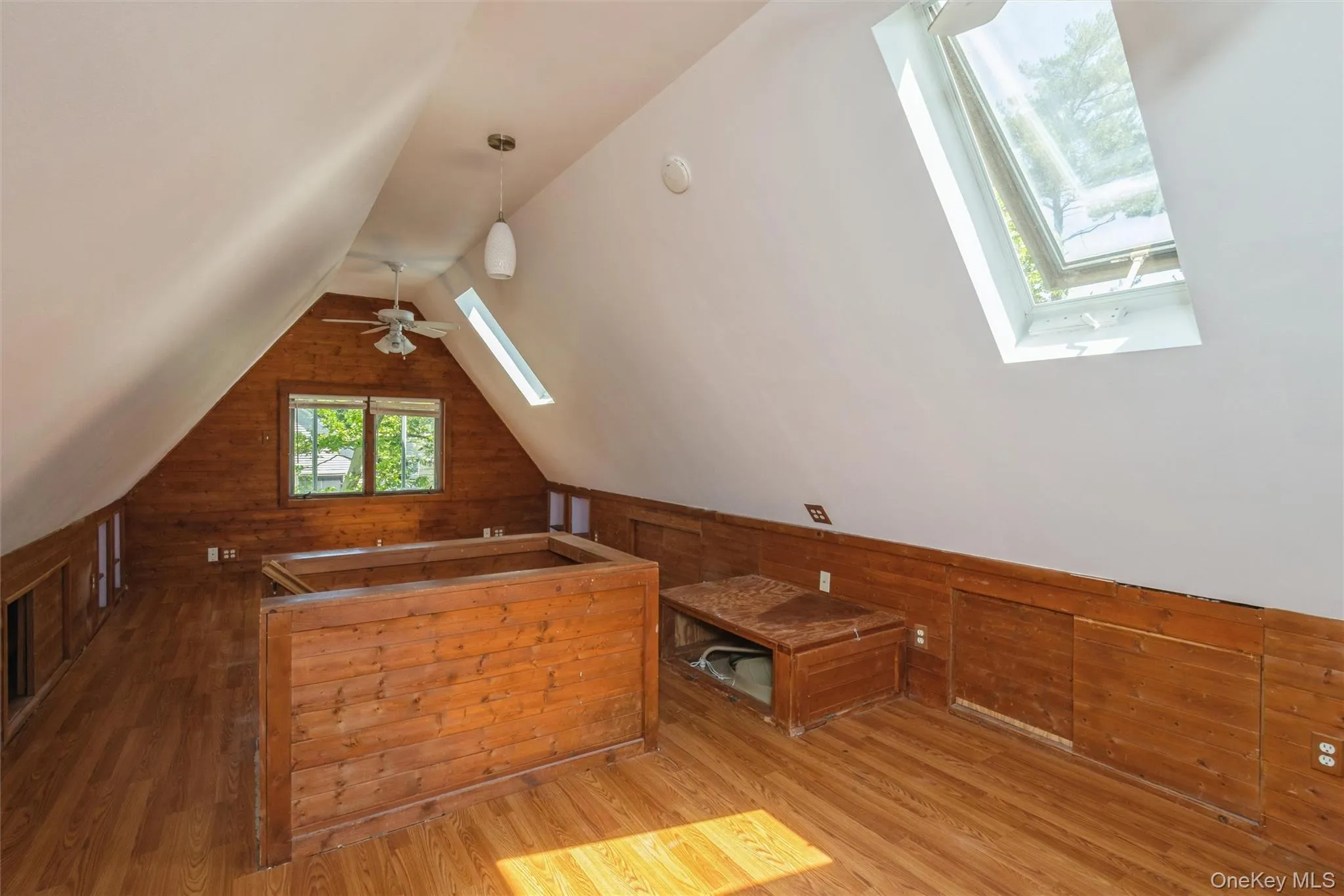 110 Yale Street, North Hempstead, NY, 3 Bedrooms Bedrooms, 6 Rooms Rooms,1 BathroomBathrooms,Residential,For Rent,Yale,0,1010467 110 Yale Street, North Hempstead, NY, 3 Bedrooms Bedrooms, 6 Rooms Rooms,1 BathroomBathrooms,Residential,For Rent,Yale,0,1010467