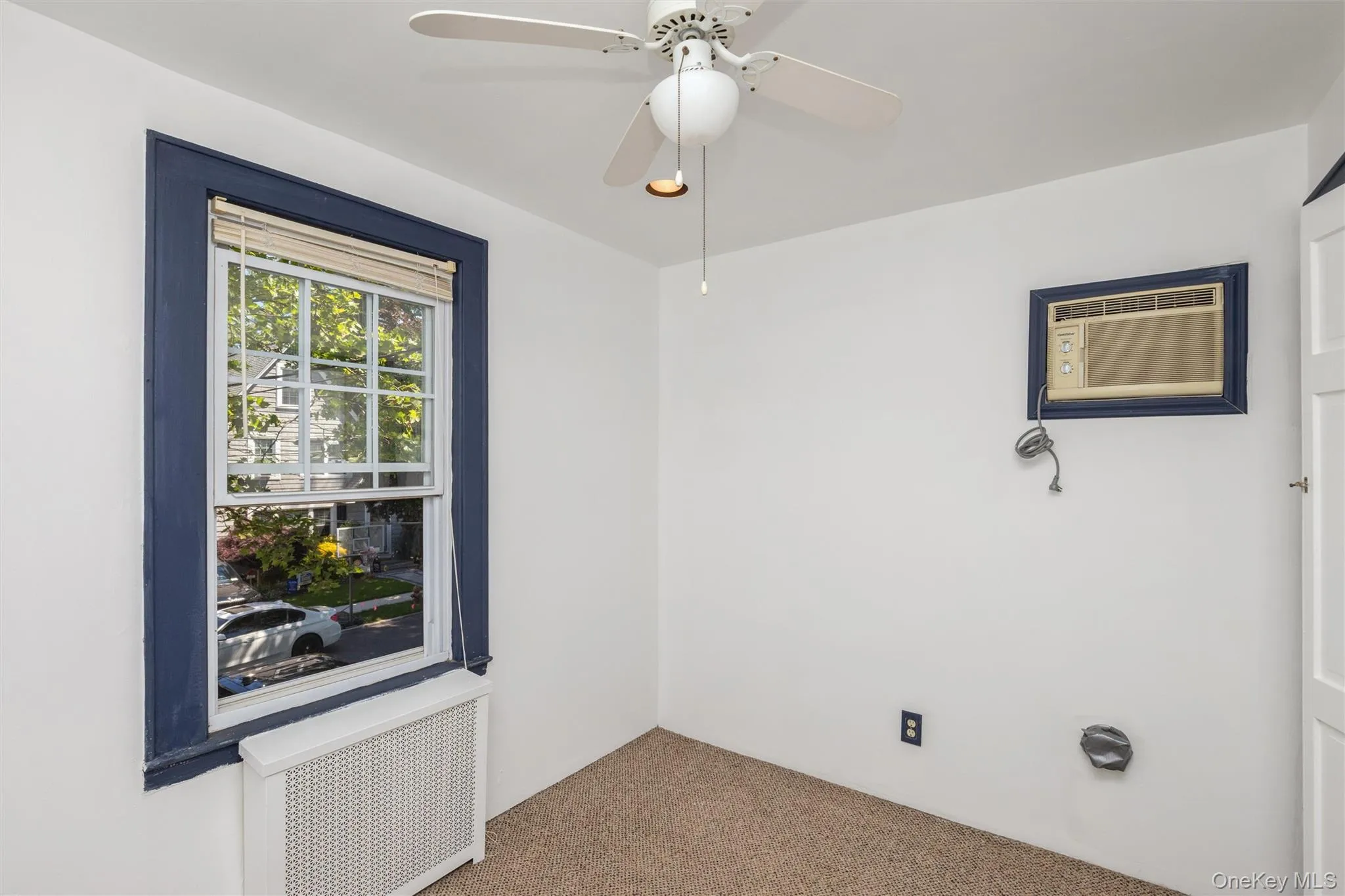 110 Yale Street, North Hempstead, NY, 3 Bedrooms Bedrooms, 6 Rooms Rooms,1 BathroomBathrooms,Residential,For Rent,Yale,0,1010467 110 Yale Street, North Hempstead, NY, 3 Bedrooms Bedrooms, 6 Rooms Rooms,1 BathroomBathrooms,Residential,For Rent,Yale,0,1010467