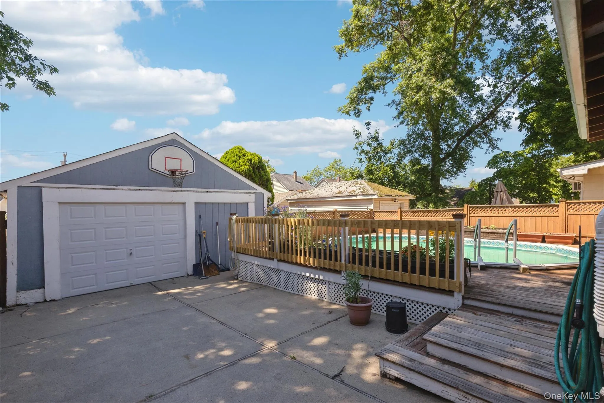 110 Yale Street, North Hempstead, NY, 3 Bedrooms Bedrooms, 6 Rooms Rooms,1 BathroomBathrooms,Residential,For Rent,Yale,0,1010467 110 Yale Street, North Hempstead, NY, 3 Bedrooms Bedrooms, 6 Rooms Rooms,1 BathroomBathrooms,Residential,For Rent,Yale,0,1010467