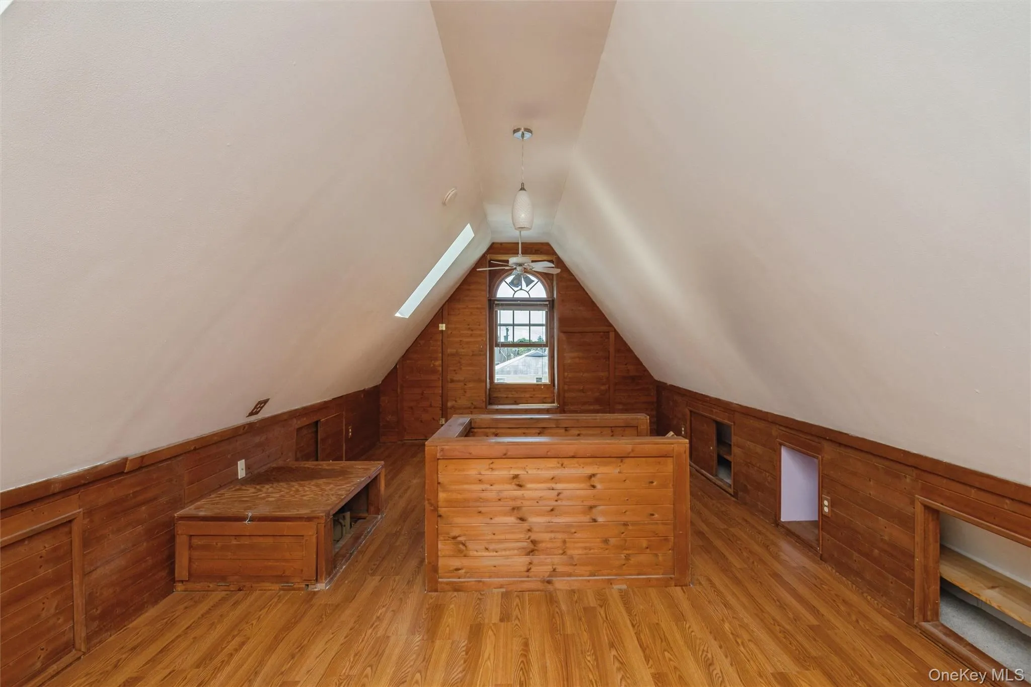 110 Yale Street, North Hempstead, NY, 3 Bedrooms Bedrooms, 6 Rooms Rooms,1 BathroomBathrooms,Residential,For Rent,Yale,0,1010467 110 Yale Street, North Hempstead, NY, 3 Bedrooms Bedrooms, 6 Rooms Rooms,1 BathroomBathrooms,Residential,For Rent,Yale,0,1010467