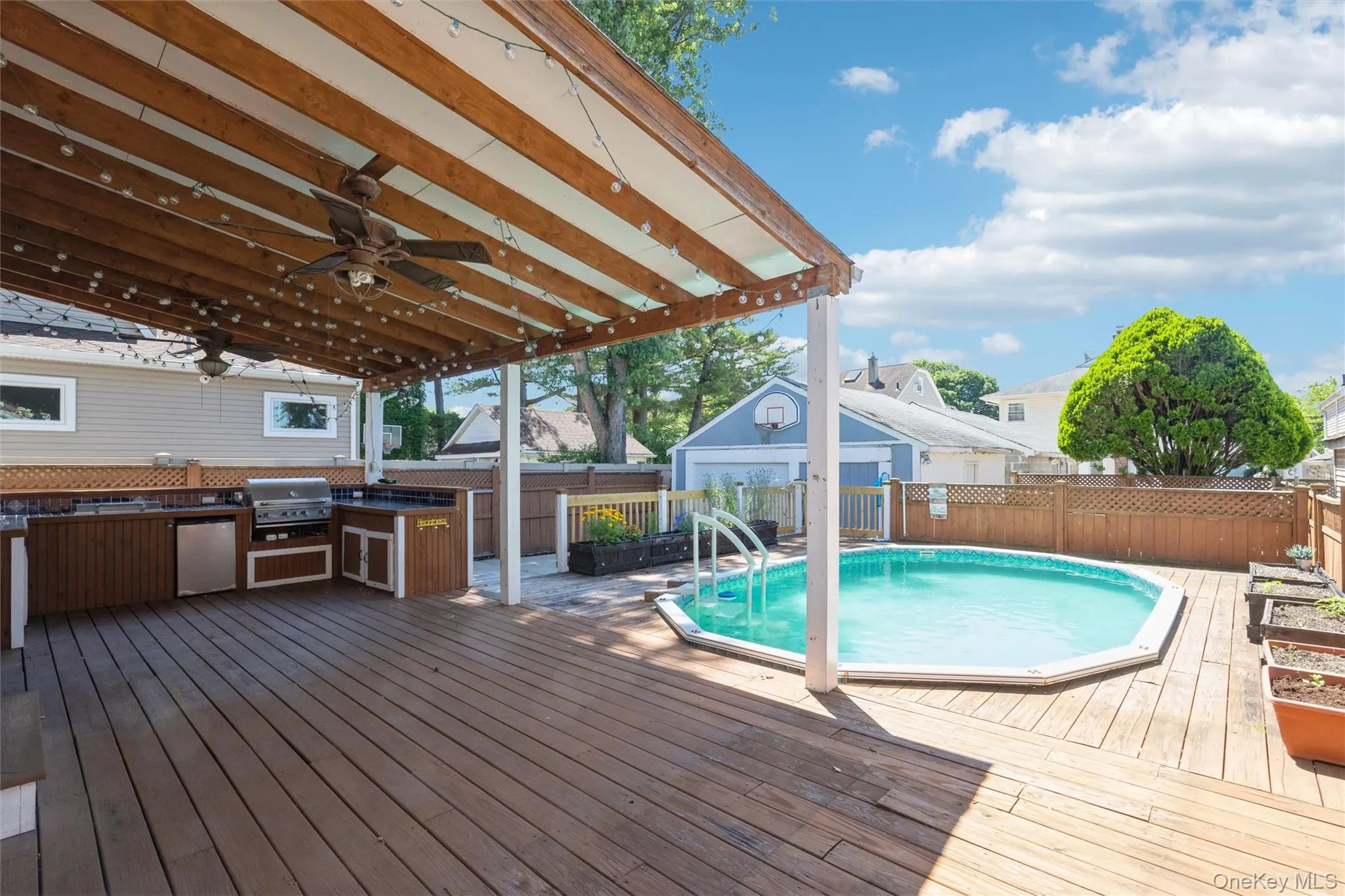 110 Yale Street, North Hempstead, NY, 3 Bedrooms Bedrooms, 6 Rooms Rooms,1 BathroomBathrooms,Residential,For Rent,Yale,0,1010467 110 Yale Street, North Hempstead, NY, 3 Bedrooms Bedrooms, 6 Rooms Rooms,1 BathroomBathrooms,Residential,For Rent,Yale,0,1010467