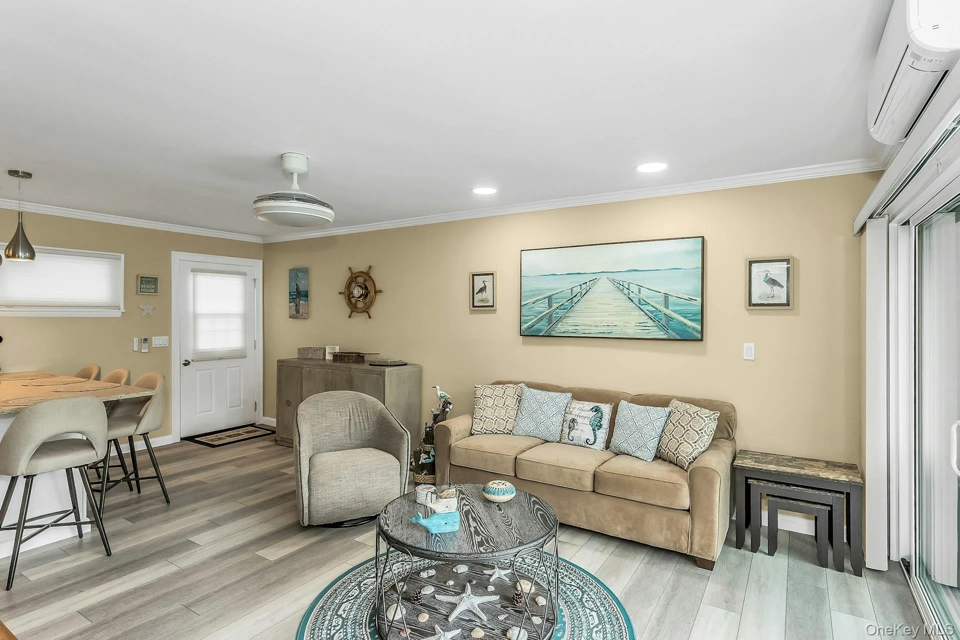 281 Dune Road, Southampton, NY, 1 Bedroom Bedrooms, 2 Rooms Rooms,1 BathroomBathrooms,Residential Lease,For Rent,Dune,0,1010471 281 Dune Road, Southampton, NY, 1 Bedroom Bedrooms, 2 Rooms Rooms,1 BathroomBathrooms,Residential Lease,For Rent,Dune,0,1010471