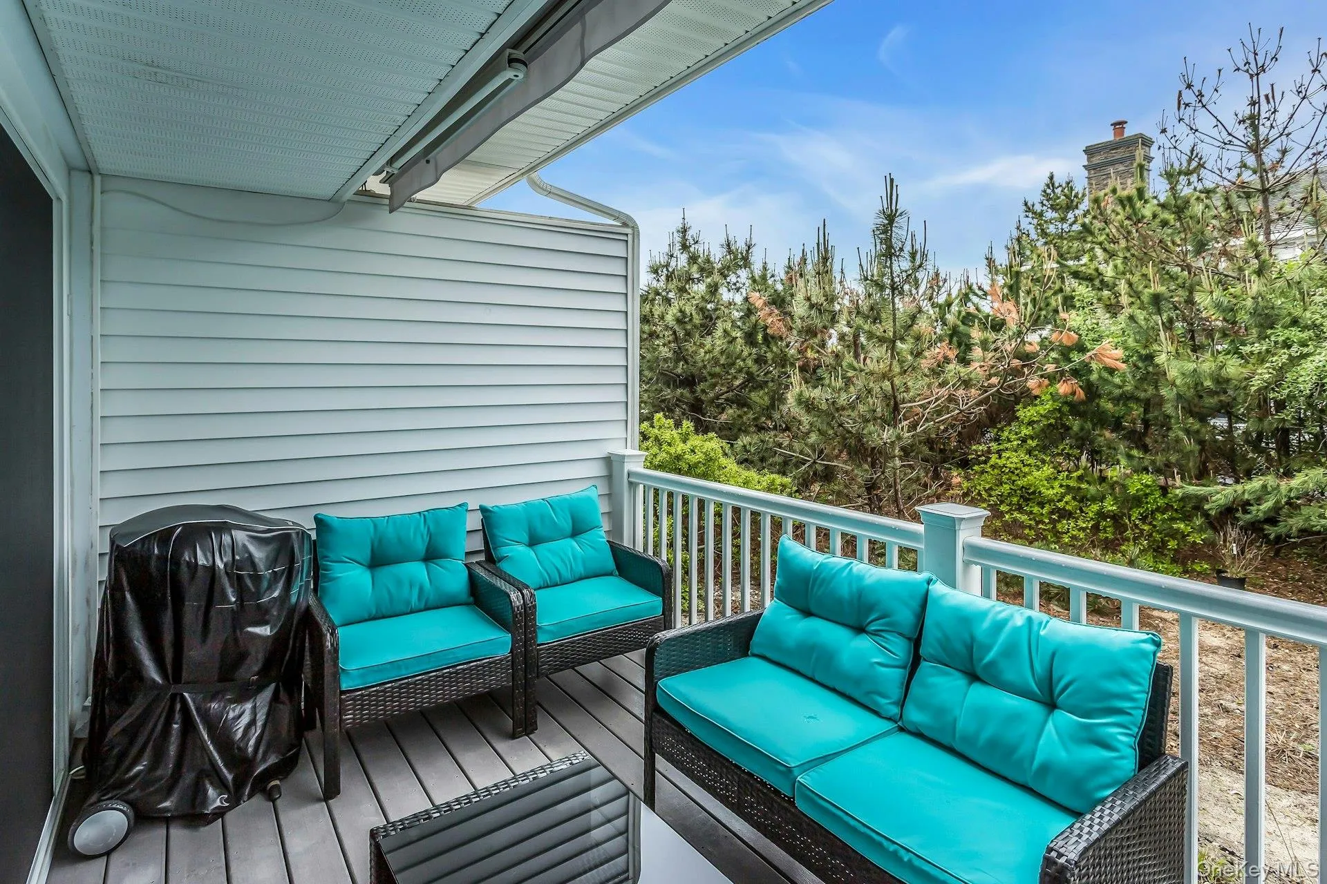 281 Dune Road, Southampton, NY, 1 Bedroom Bedrooms, 2 Rooms Rooms,1 BathroomBathrooms,Residential Lease,For Rent,Dune,0,1010471 281 Dune Road, Southampton, NY, 1 Bedroom Bedrooms, 2 Rooms Rooms,1 BathroomBathrooms,Residential Lease,For Rent,Dune,0,1010471