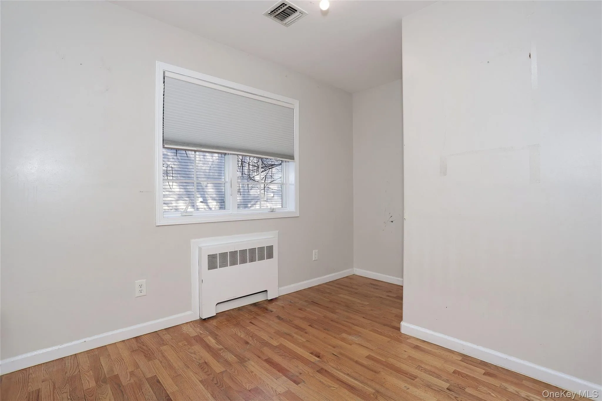 11 Laura Place, Ramapo, NY, 7 Bedrooms Bedrooms, 14 Rooms Rooms,3 BathroomsBathrooms,Residential,For Rent,Laura,0,1010475 11 Laura Place, Ramapo, NY, 7 Bedrooms Bedrooms, 14 Rooms Rooms,3 BathroomsBathrooms,Residential,For Rent,Laura,0,1010475