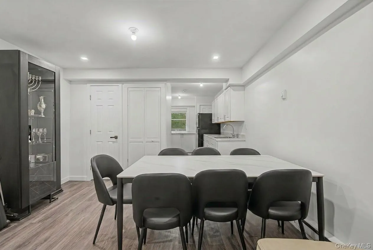 11 Laura Place, Ramapo, NY, 7 Bedrooms Bedrooms, 14 Rooms Rooms,3 BathroomsBathrooms,Residential,For Rent,Laura,0,1010475 11 Laura Place, Ramapo, NY, 7 Bedrooms Bedrooms, 14 Rooms Rooms,3 BathroomsBathrooms,Residential,For Rent,Laura,0,1010475