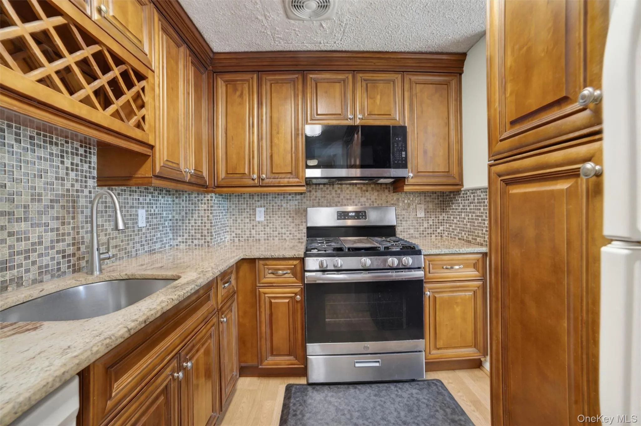 9 Maple Crest Drive, Peekskill, NY, 2 Bedrooms Bedrooms, 6 Rooms Rooms,2 BathroomsBathrooms,Residential,For Rent,Maple Crest,0,1010477 9 Maple Crest Drive, Peekskill, NY, 2 Bedrooms Bedrooms, 6 Rooms Rooms,2 BathroomsBathrooms,Residential,For Rent,Maple Crest,0,1010477