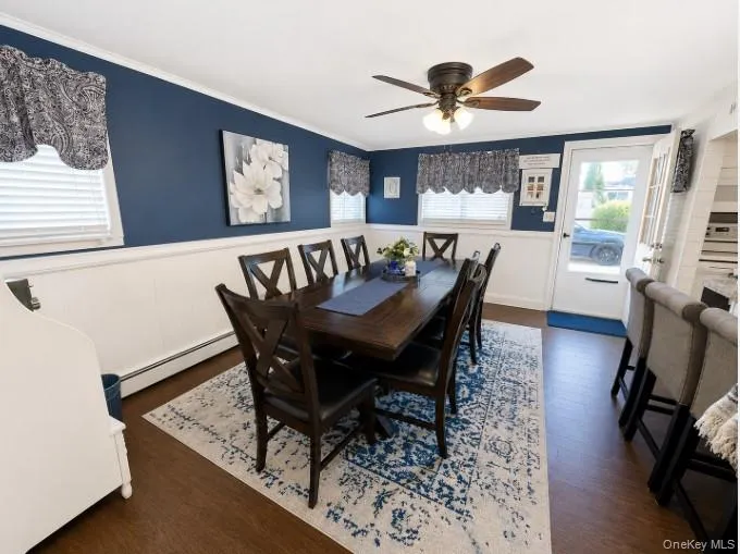 2 Comet Road, Brookhaven, NY, 3 Bedrooms Bedrooms, 8 Rooms Rooms,1 BathroomBathrooms,Residential,For Rent,Comet,0,1010480 2 Comet Road, Brookhaven, NY, 3 Bedrooms Bedrooms, 8 Rooms Rooms,1 BathroomBathrooms,Residential,For Rent,Comet,0,1010480