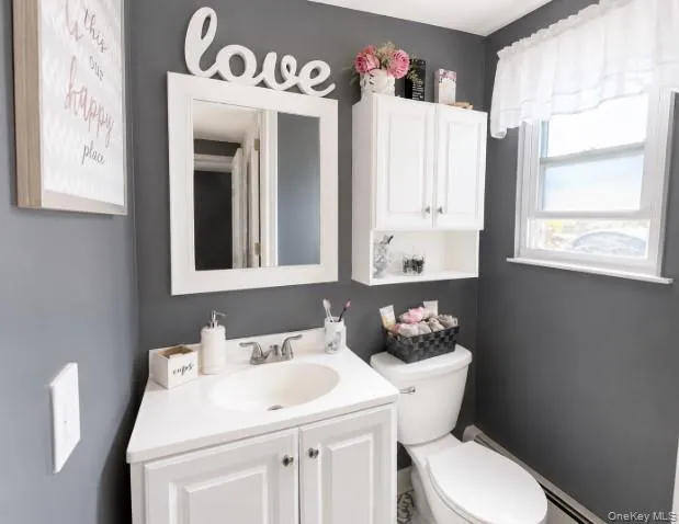 2 Comet Road, Brookhaven, NY, 3 Bedrooms Bedrooms, 8 Rooms Rooms,1 BathroomBathrooms,Residential,For Rent,Comet,0,1010480 2 Comet Road, Brookhaven, NY, 3 Bedrooms Bedrooms, 8 Rooms Rooms,1 BathroomBathrooms,Residential,For Rent,Comet,0,1010480