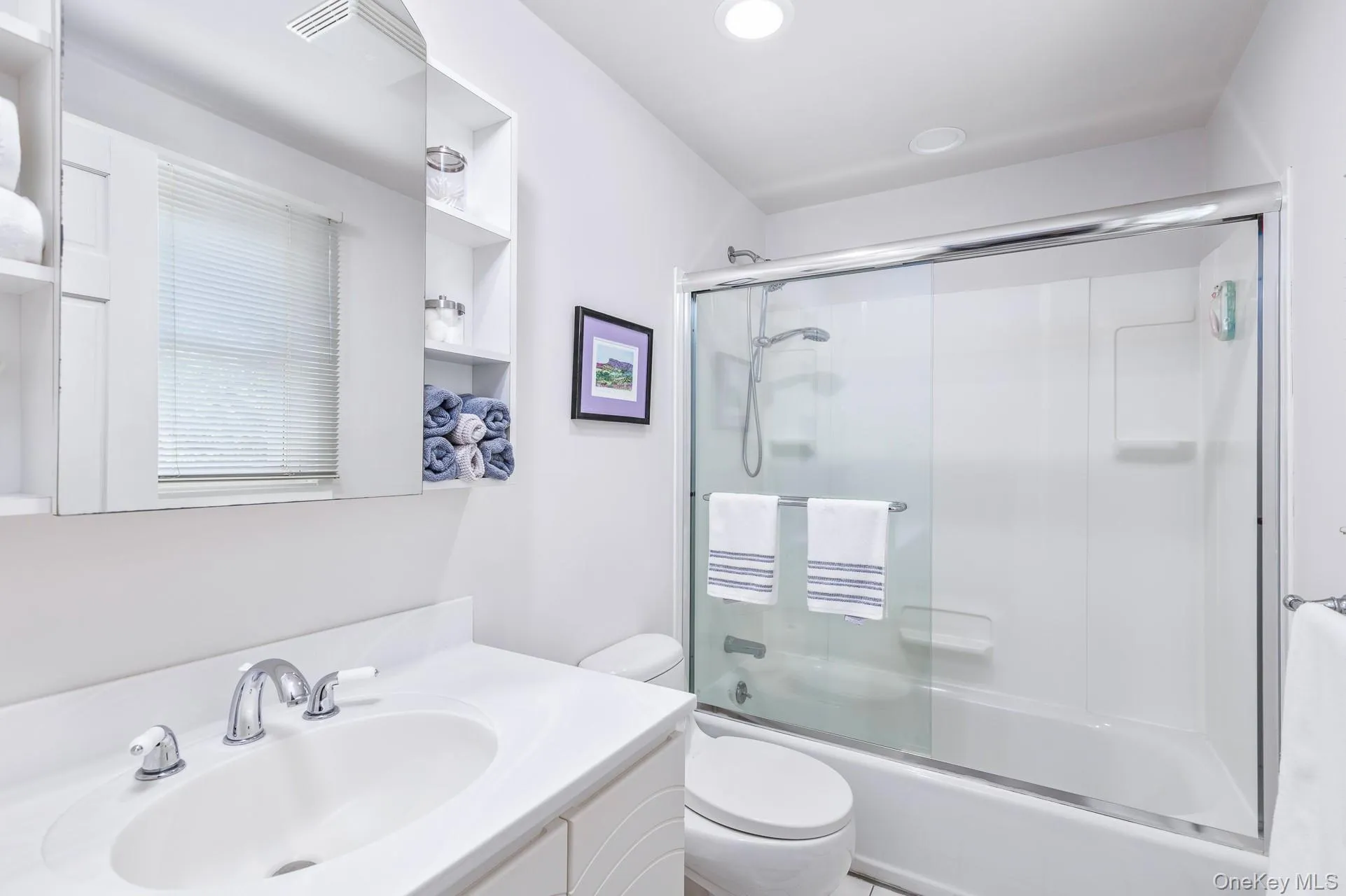 16 Redwood Lane, Brookhaven, NY, 3 Bedrooms Bedrooms, 7 Rooms Rooms,2 BathroomsBathrooms,Residential,For Rent,Redwood,0,1010492 16 Redwood Lane, Brookhaven, NY, 3 Bedrooms Bedrooms, 7 Rooms Rooms,2 BathroomsBathrooms,Residential,For Rent,Redwood,0,1010492