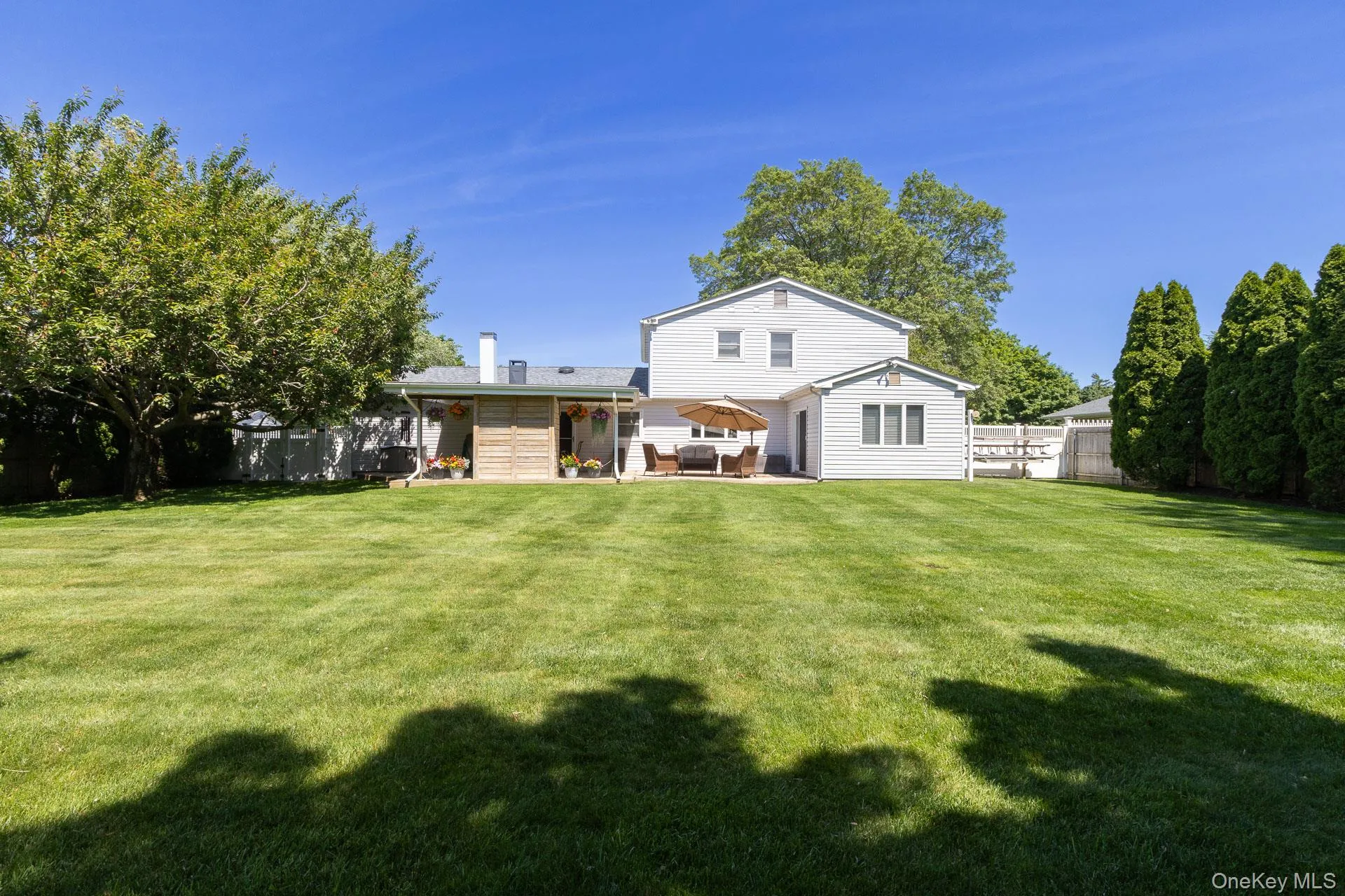 16 Redwood Lane, Brookhaven, NY, 3 Bedrooms Bedrooms, 7 Rooms Rooms,2 BathroomsBathrooms,Residential,For Rent,Redwood,0,1010492 16 Redwood Lane, Brookhaven, NY, 3 Bedrooms Bedrooms, 7 Rooms Rooms,2 BathroomsBathrooms,Residential,For Rent,Redwood,0,1010492