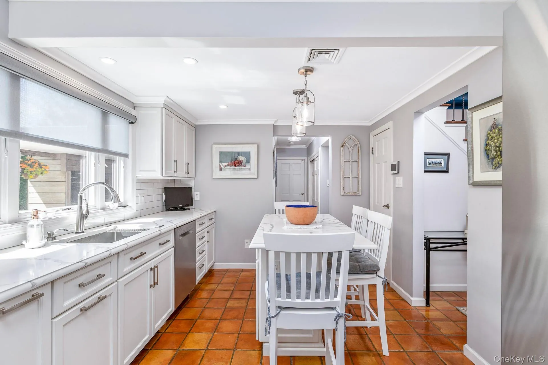 16 Redwood Lane, Brookhaven, NY, 3 Bedrooms Bedrooms, 7 Rooms Rooms,2 BathroomsBathrooms,Residential,For Rent,Redwood,0,1010492 16 Redwood Lane, Brookhaven, NY, 3 Bedrooms Bedrooms, 7 Rooms Rooms,2 BathroomsBathrooms,Residential,For Rent,Redwood,0,1010492