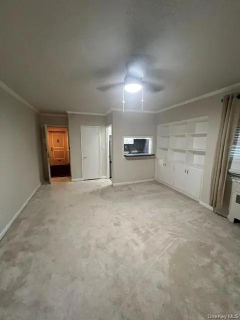 Living Area Living Area