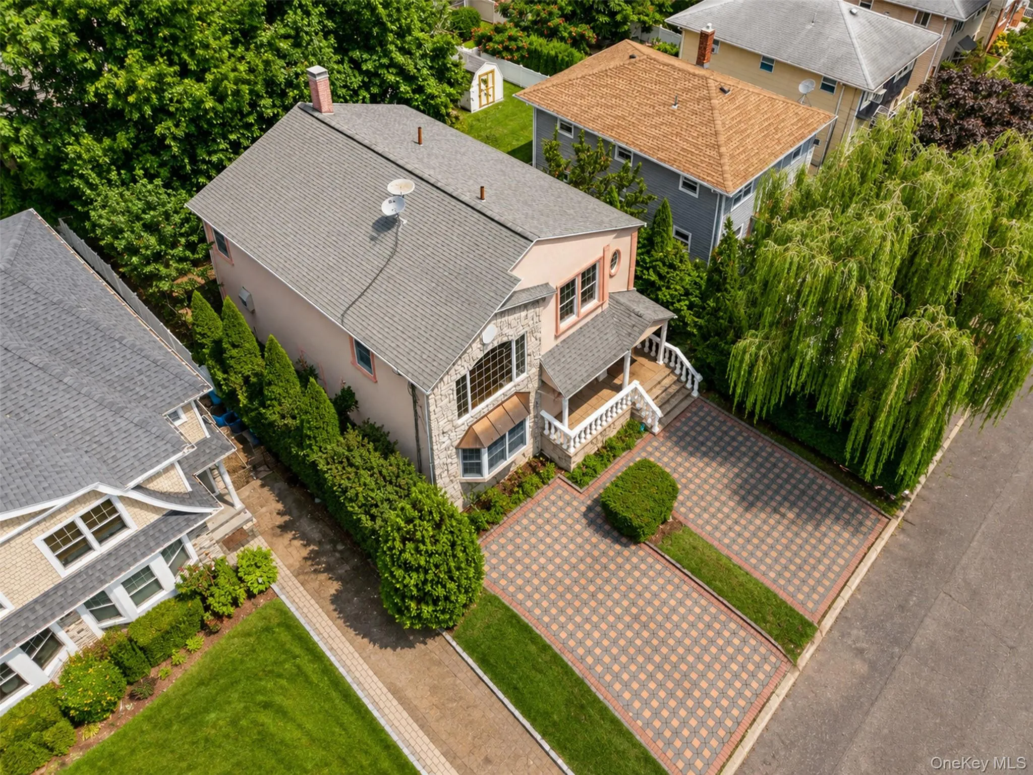 45 Yennicock Avenue, North Hempstead, NY, 4 Bedrooms Bedrooms, 8 Rooms Rooms,3 BathroomsBathrooms,Residential,For Rent,Yennicock,0,1010494 45 Yennicock Avenue, North Hempstead, NY, 4 Bedrooms Bedrooms, 8 Rooms Rooms,3 BathroomsBathrooms,Residential,For Rent,Yennicock,0,1010494