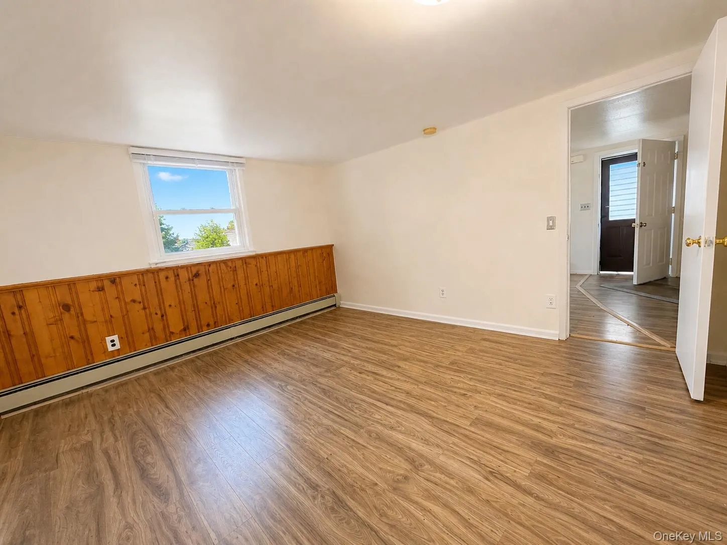 36 Forest Drive, Oyster Bay, NY, 4 Bedrooms Bedrooms, 6 Rooms Rooms,3 BathroomsBathrooms,Residential Lease,For Rent,Forest,0,1010496 36 Forest Drive, Oyster Bay, NY, 4 Bedrooms Bedrooms, 6 Rooms Rooms,3 BathroomsBathrooms,Residential Lease,For Rent,Forest,0,1010496