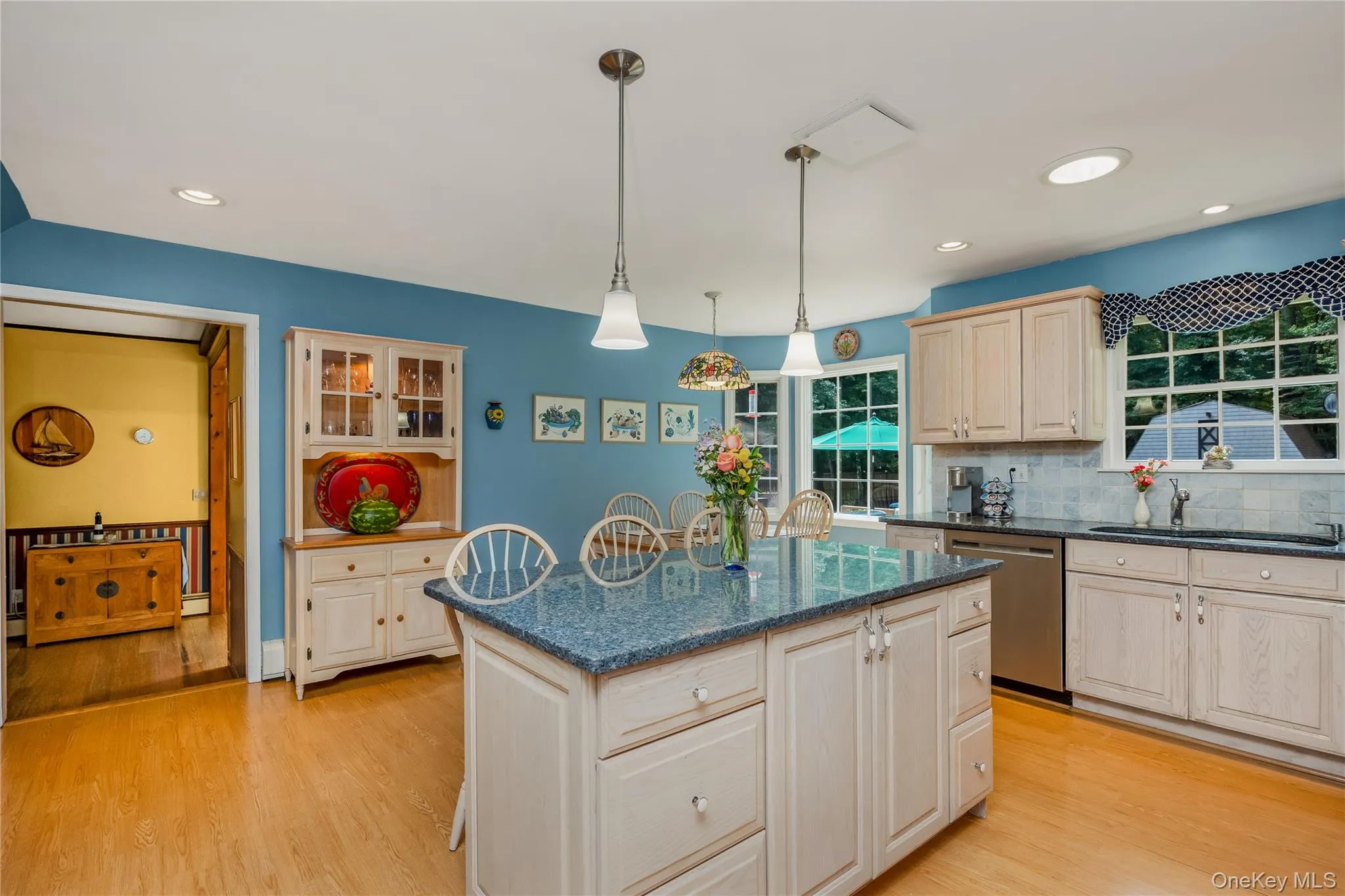28 Cygnet Drive, Smithtown, NY, 5 Bedrooms Bedrooms, 10 Rooms Rooms,2 BathroomsBathrooms,Residential,For Rent,Cygnet,0,1010498 28 Cygnet Drive, Smithtown, NY, 5 Bedrooms Bedrooms, 10 Rooms Rooms,2 BathroomsBathrooms,Residential,For Rent,Cygnet,0,1010498