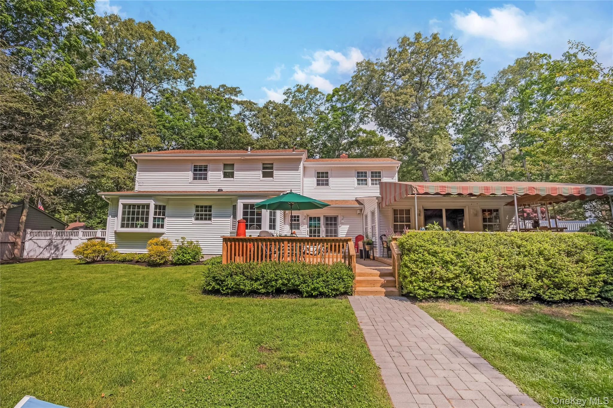 28 Cygnet Drive, Smithtown, NY, 5 Bedrooms Bedrooms, 10 Rooms Rooms,2 BathroomsBathrooms,Residential,For Rent,Cygnet,0,1010498 28 Cygnet Drive, Smithtown, NY, 5 Bedrooms Bedrooms, 10 Rooms Rooms,2 BathroomsBathrooms,Residential,For Rent,Cygnet,0,1010498