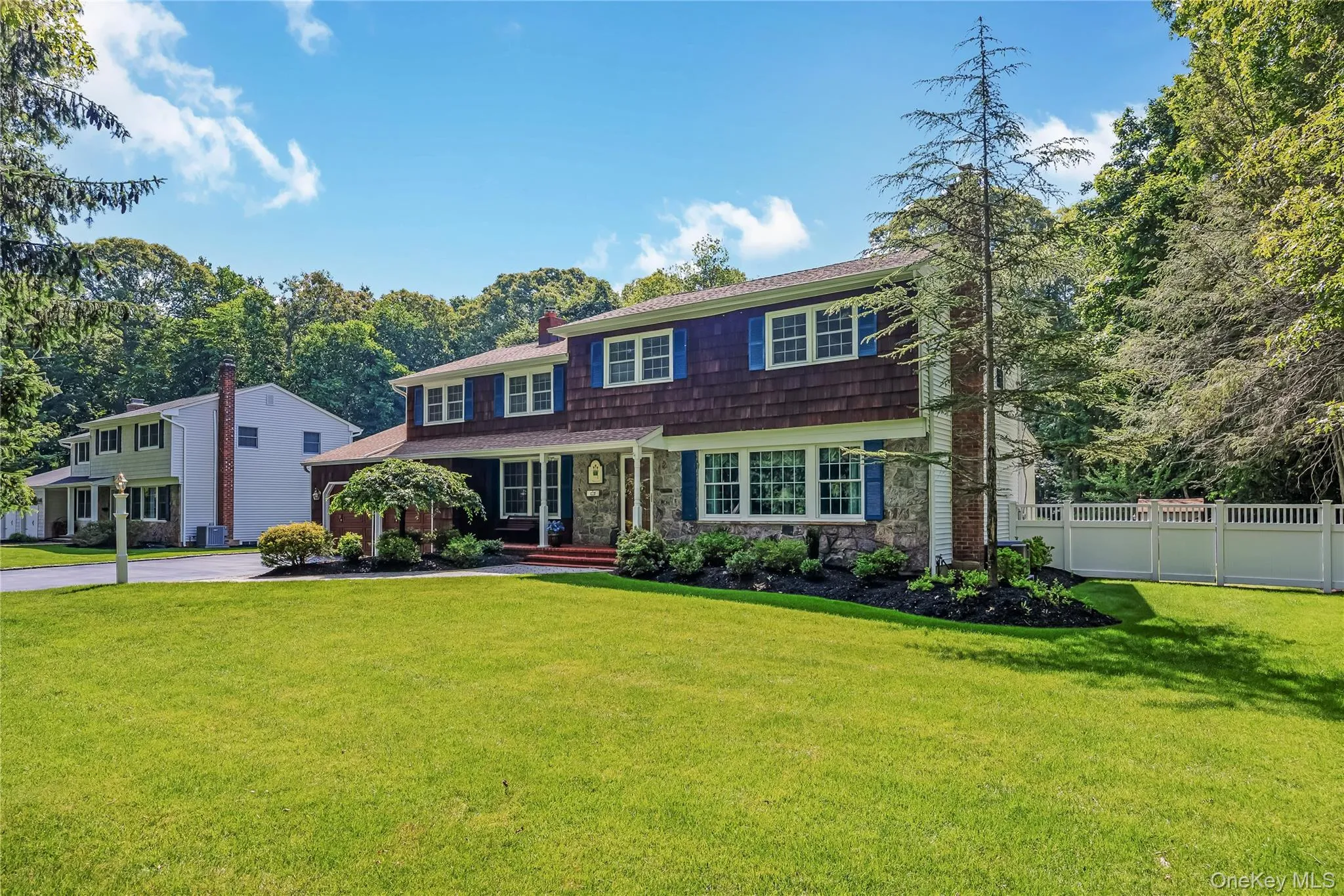 28 Cygnet Drive, Smithtown, NY, 5 Bedrooms Bedrooms, 10 Rooms Rooms,2 BathroomsBathrooms,Residential,For Rent,Cygnet,0,1010498 28 Cygnet Drive, Smithtown, NY, 5 Bedrooms Bedrooms, 10 Rooms Rooms,2 BathroomsBathrooms,Residential,For Rent,Cygnet,0,1010498