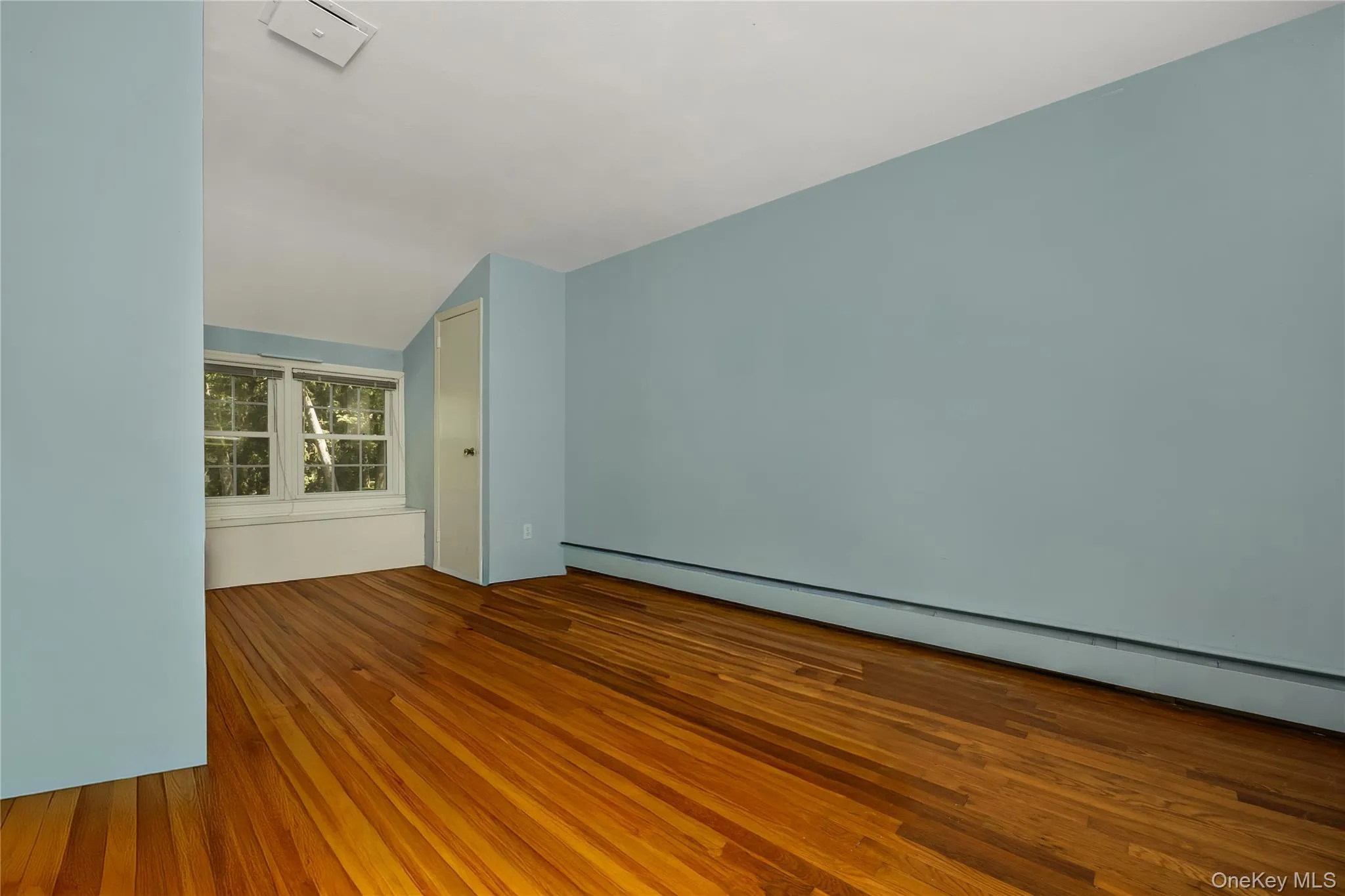 28 Cygnet Drive, Smithtown, NY, 5 Bedrooms Bedrooms, 10 Rooms Rooms,2 BathroomsBathrooms,Residential,For Rent,Cygnet,0,1010498 28 Cygnet Drive, Smithtown, NY, 5 Bedrooms Bedrooms, 10 Rooms Rooms,2 BathroomsBathrooms,Residential,For Rent,Cygnet,0,1010498