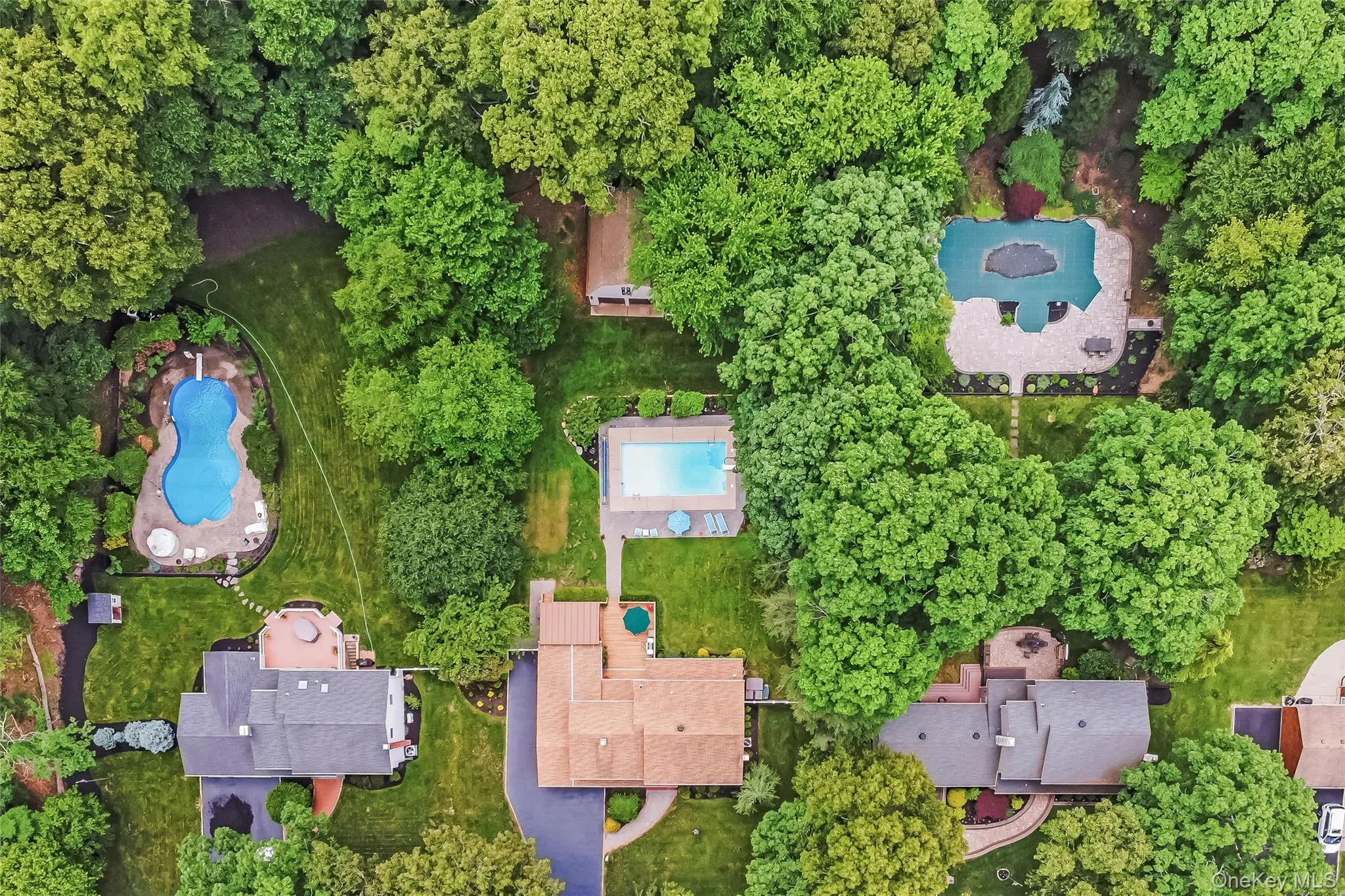 28 Cygnet Drive, Smithtown, NY, 5 Bedrooms Bedrooms, 10 Rooms Rooms,2 BathroomsBathrooms,Residential,For Rent,Cygnet,0,1010498 28 Cygnet Drive, Smithtown, NY, 5 Bedrooms Bedrooms, 10 Rooms Rooms,2 BathroomsBathrooms,Residential,For Rent,Cygnet,0,1010498