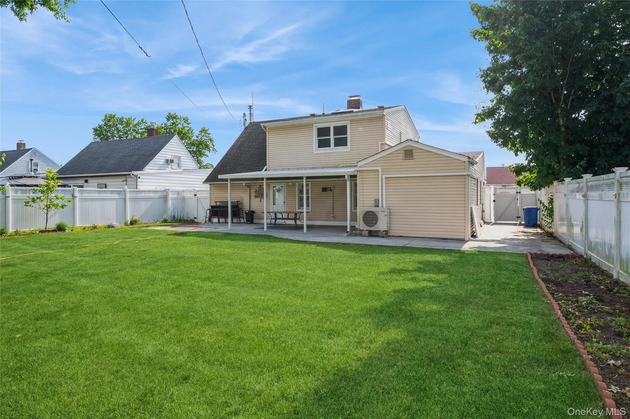 14 Tailor Lane, Hempstead, NY, 4 Bedrooms Bedrooms, 8 Rooms Rooms,2 BathroomsBathrooms,Residential Lease,For Rent,Tailor,0,1010501 14 Tailor Lane, Hempstead, NY, 4 Bedrooms Bedrooms, 8 Rooms Rooms,2 BathroomsBathrooms,Residential Lease,For Rent,Tailor,0,1010501