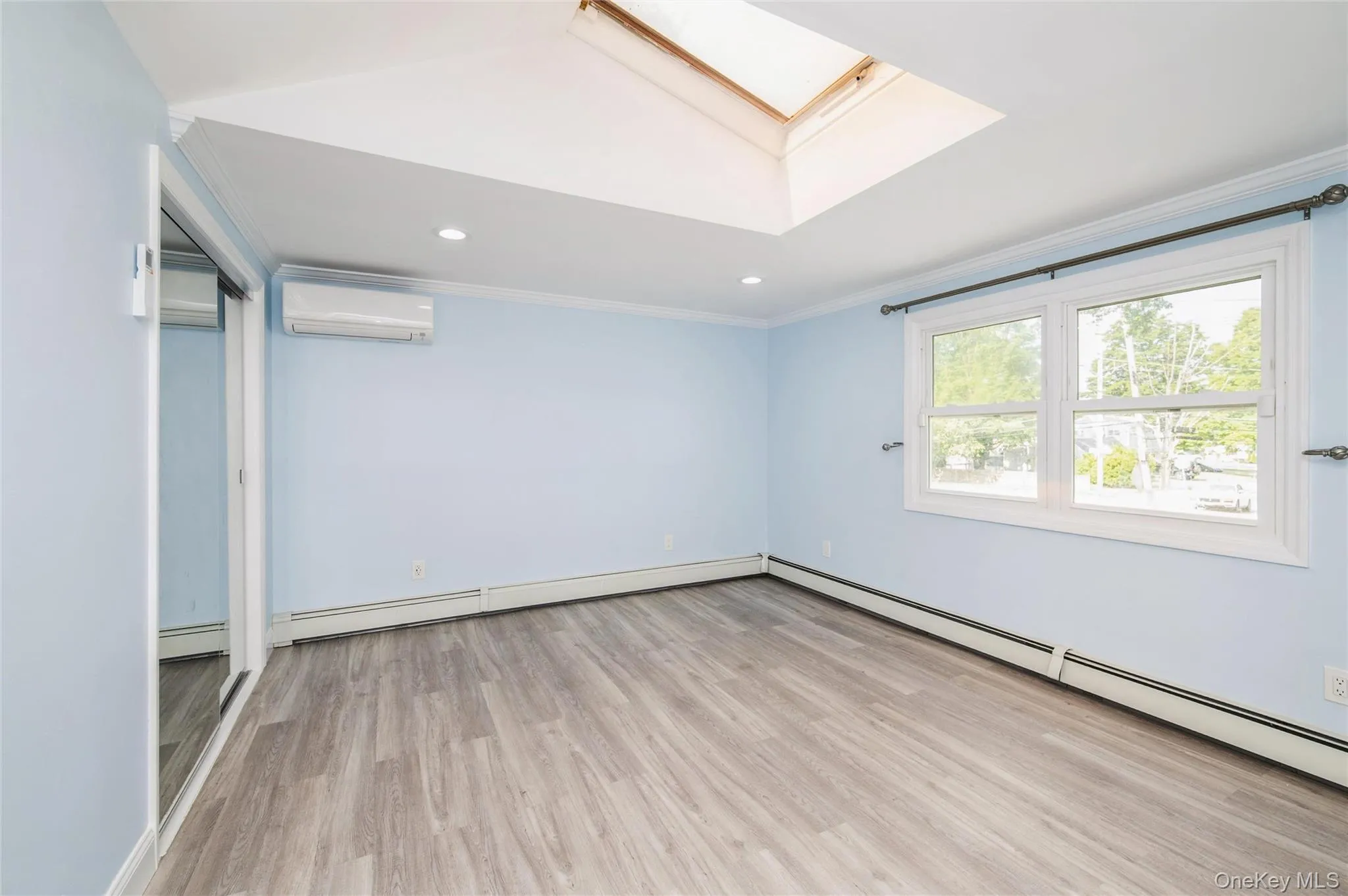 14 Tailor Lane, Hempstead, NY, 4 Bedrooms Bedrooms, 8 Rooms Rooms,2 BathroomsBathrooms,Residential Lease,For Rent,Tailor,0,1010501 14 Tailor Lane, Hempstead, NY, 4 Bedrooms Bedrooms, 8 Rooms Rooms,2 BathroomsBathrooms,Residential Lease,For Rent,Tailor,0,1010501
