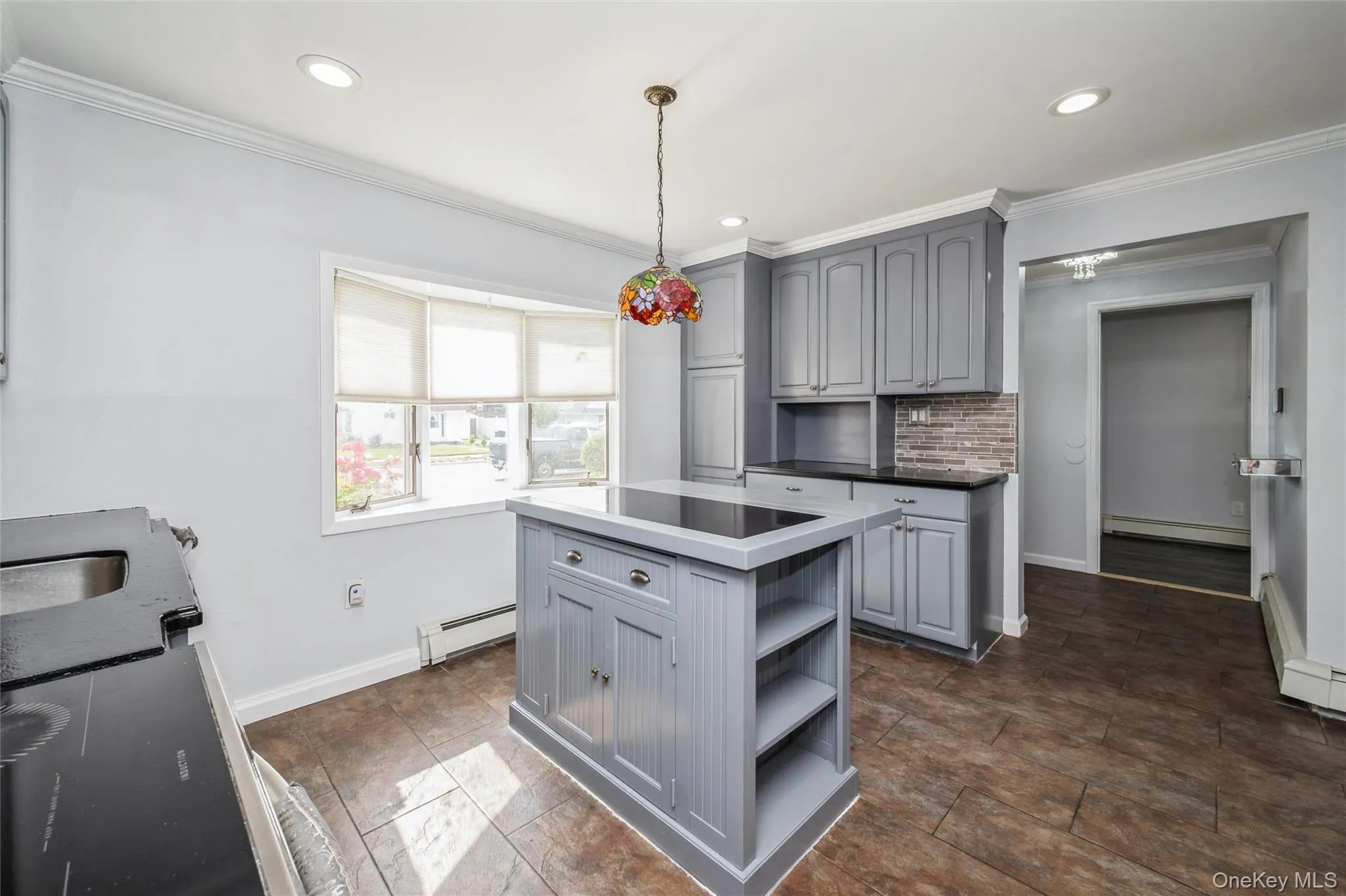 14 Tailor Lane, Hempstead, NY, 4 Bedrooms Bedrooms, 8 Rooms Rooms,2 BathroomsBathrooms,Residential Lease,For Rent,Tailor,0,1010501 14 Tailor Lane, Hempstead, NY, 4 Bedrooms Bedrooms, 8 Rooms Rooms,2 BathroomsBathrooms,Residential Lease,For Rent,Tailor,0,1010501