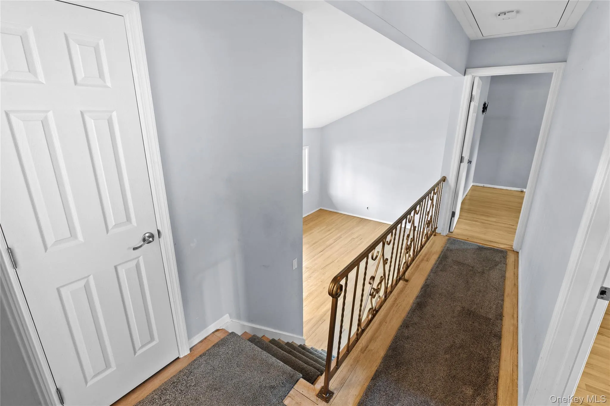 21 Via Continental, Huntington, NY, 3 Bedrooms Bedrooms, 6 Rooms Rooms,2 BathroomsBathrooms,Residential,For Rent,Via Continental,0,1010504 21 Via Continental, Huntington, NY, 3 Bedrooms Bedrooms, 6 Rooms Rooms,2 BathroomsBathrooms,Residential,For Rent,Via Continental,0,1010504