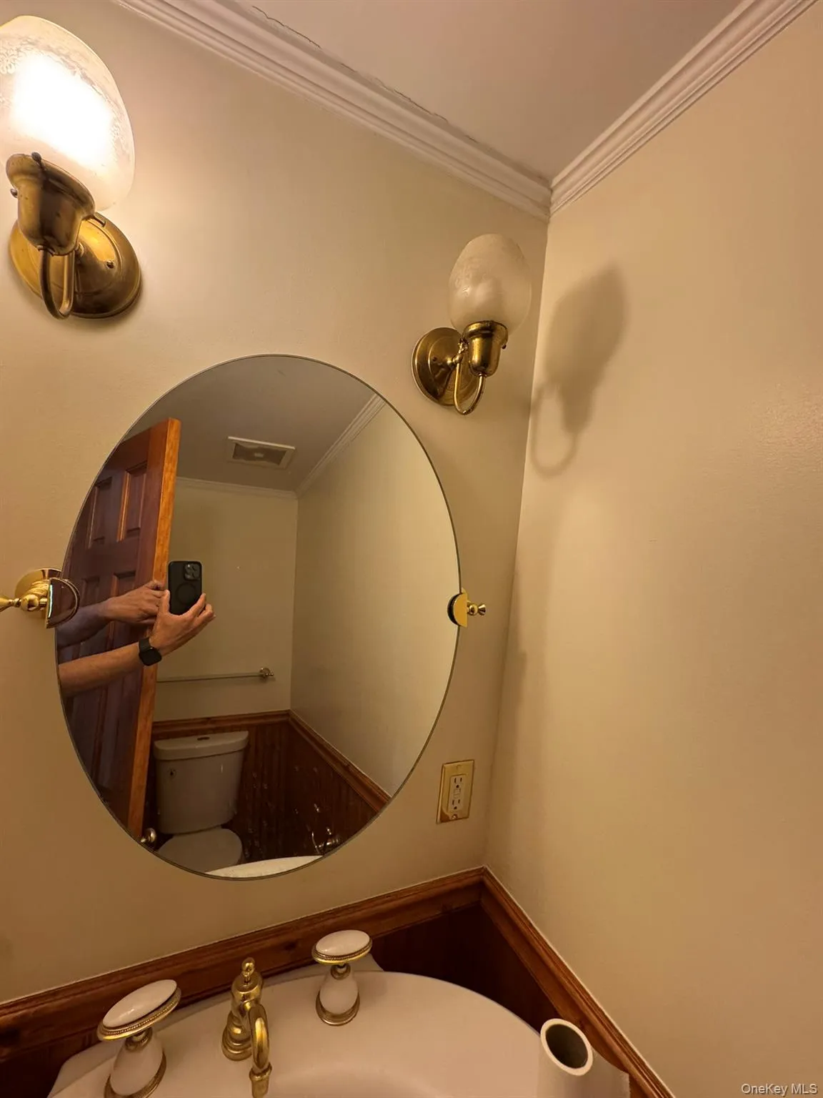 227 Beverly Road, Huntington, NY, 5 Bedrooms Bedrooms, 12 Rooms Rooms,4 BathroomsBathrooms,Residential Lease,For Rent,Beverly,0,1010507 227 Beverly Road, Huntington, NY, 5 Bedrooms Bedrooms, 12 Rooms Rooms,4 BathroomsBathrooms,Residential Lease,For Rent,Beverly,0,1010507