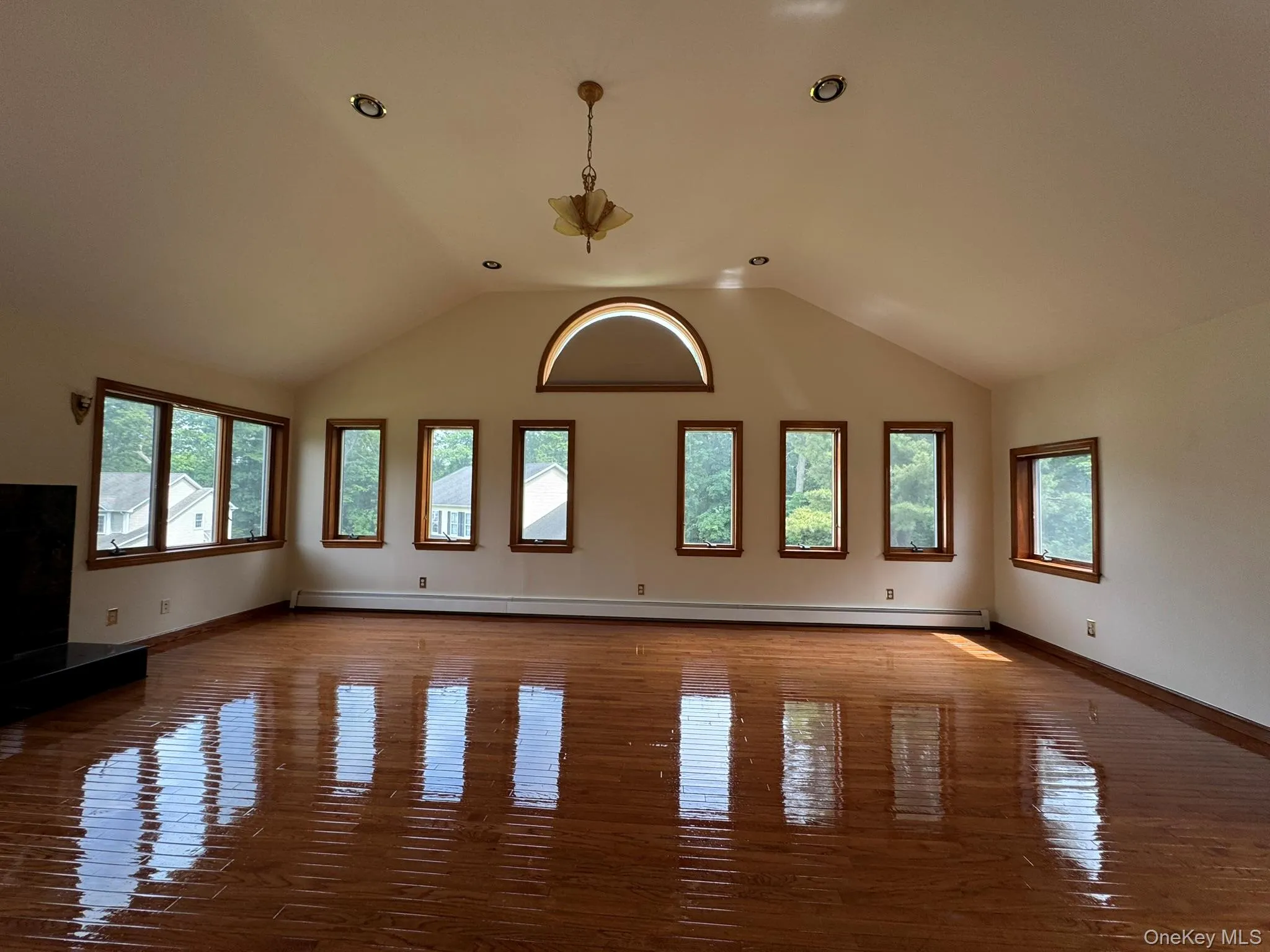 227 Beverly Road, Huntington, NY, 5 Bedrooms Bedrooms, 12 Rooms Rooms,4 BathroomsBathrooms,Residential Lease,For Rent,Beverly,0,1010507 227 Beverly Road, Huntington, NY, 5 Bedrooms Bedrooms, 12 Rooms Rooms,4 BathroomsBathrooms,Residential Lease,For Rent,Beverly,0,1010507