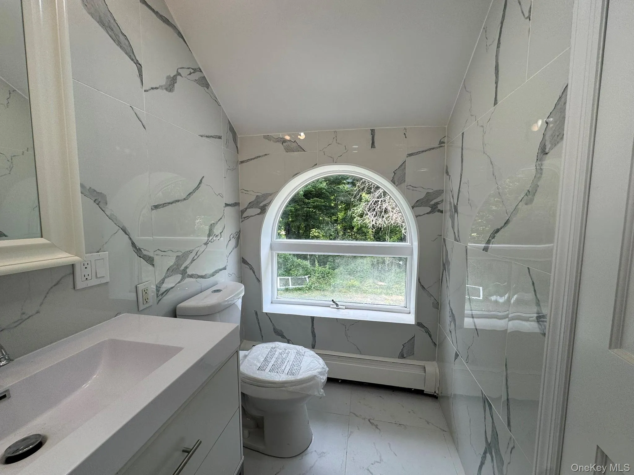 227 Beverly Road, Huntington, NY, 5 Bedrooms Bedrooms, 12 Rooms Rooms,4 BathroomsBathrooms,Residential Lease,For Rent,Beverly,0,1010507 227 Beverly Road, Huntington, NY, 5 Bedrooms Bedrooms, 12 Rooms Rooms,4 BathroomsBathrooms,Residential Lease,For Rent,Beverly,0,1010507
