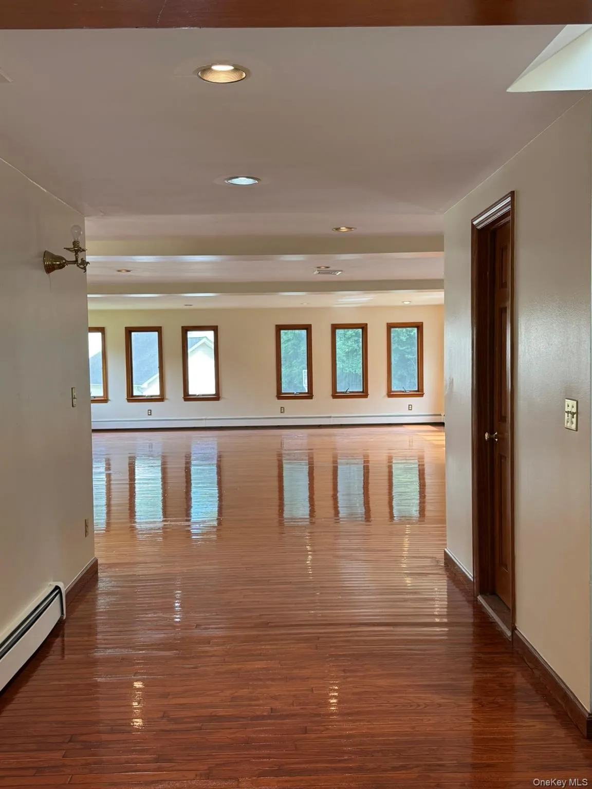 227 Beverly Road, Huntington, NY, 5 Bedrooms Bedrooms, 12 Rooms Rooms,4 BathroomsBathrooms,Residential Lease,For Rent,Beverly,0,1010507 227 Beverly Road, Huntington, NY, 5 Bedrooms Bedrooms, 12 Rooms Rooms,4 BathroomsBathrooms,Residential Lease,For Rent,Beverly,0,1010507