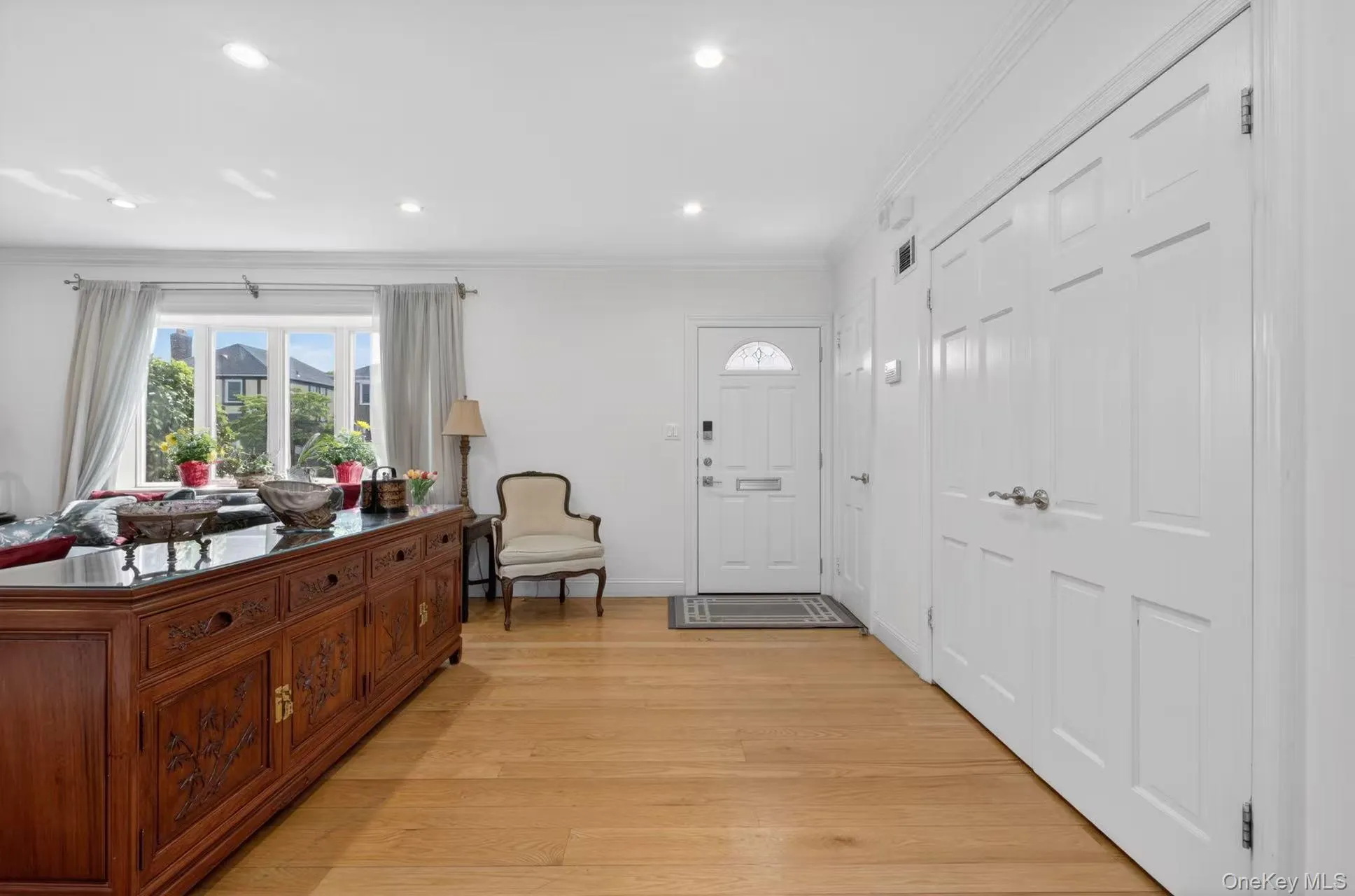 73-47 185th Street, New York, NY, 4 Bedrooms Bedrooms, 10 Rooms Rooms,4 BathroomsBathrooms,Residential,For Rent,185th,0,1010512 73-47 185th Street, New York, NY, 4 Bedrooms Bedrooms, 10 Rooms Rooms,4 BathroomsBathrooms,Residential,For Rent,185th,0,1010512