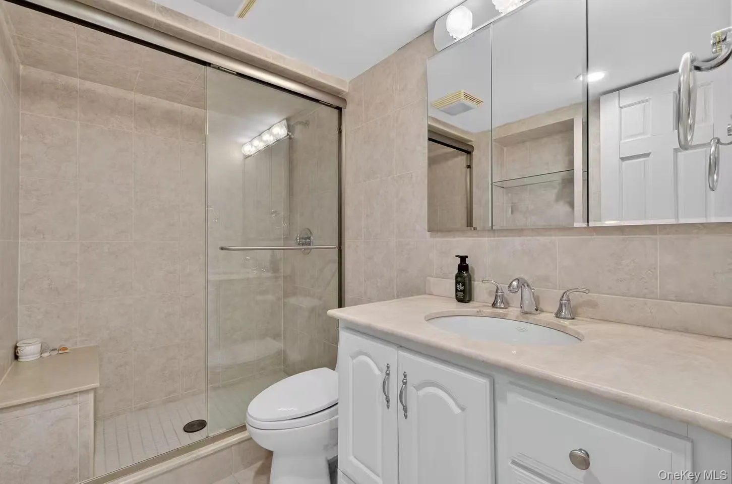 73-47 185th Street, New York, NY, 4 Bedrooms Bedrooms, 10 Rooms Rooms,4 BathroomsBathrooms,Residential,For Rent,185th,0,1010512 73-47 185th Street, New York, NY, 4 Bedrooms Bedrooms, 10 Rooms Rooms,4 BathroomsBathrooms,Residential,For Rent,185th,0,1010512