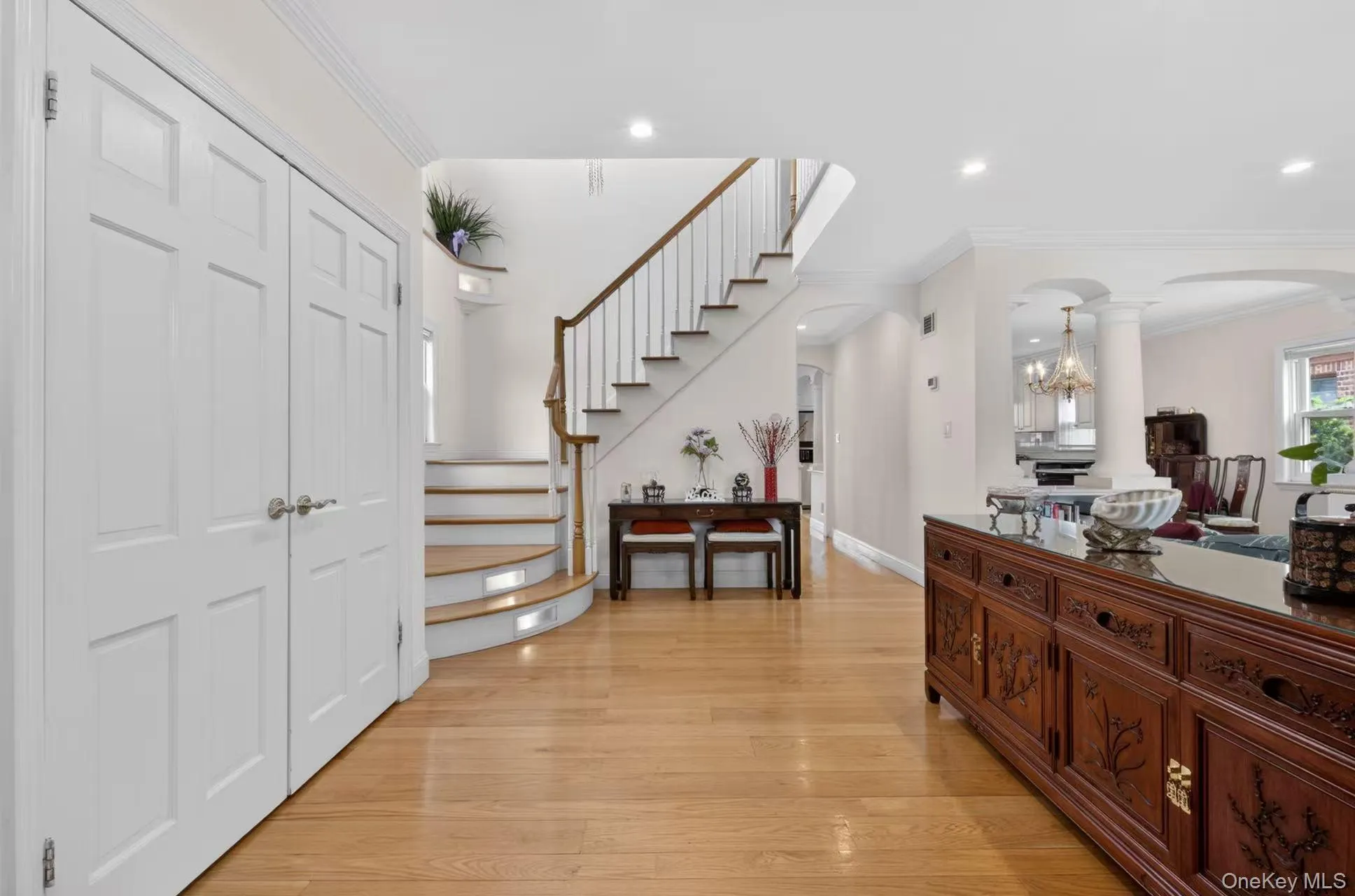 73-47 185th Street, New York, NY, 4 Bedrooms Bedrooms, 10 Rooms Rooms,4 BathroomsBathrooms,Residential,For Rent,185th,0,1010512 73-47 185th Street, New York, NY, 4 Bedrooms Bedrooms, 10 Rooms Rooms,4 BathroomsBathrooms,Residential,For Rent,185th,0,1010512