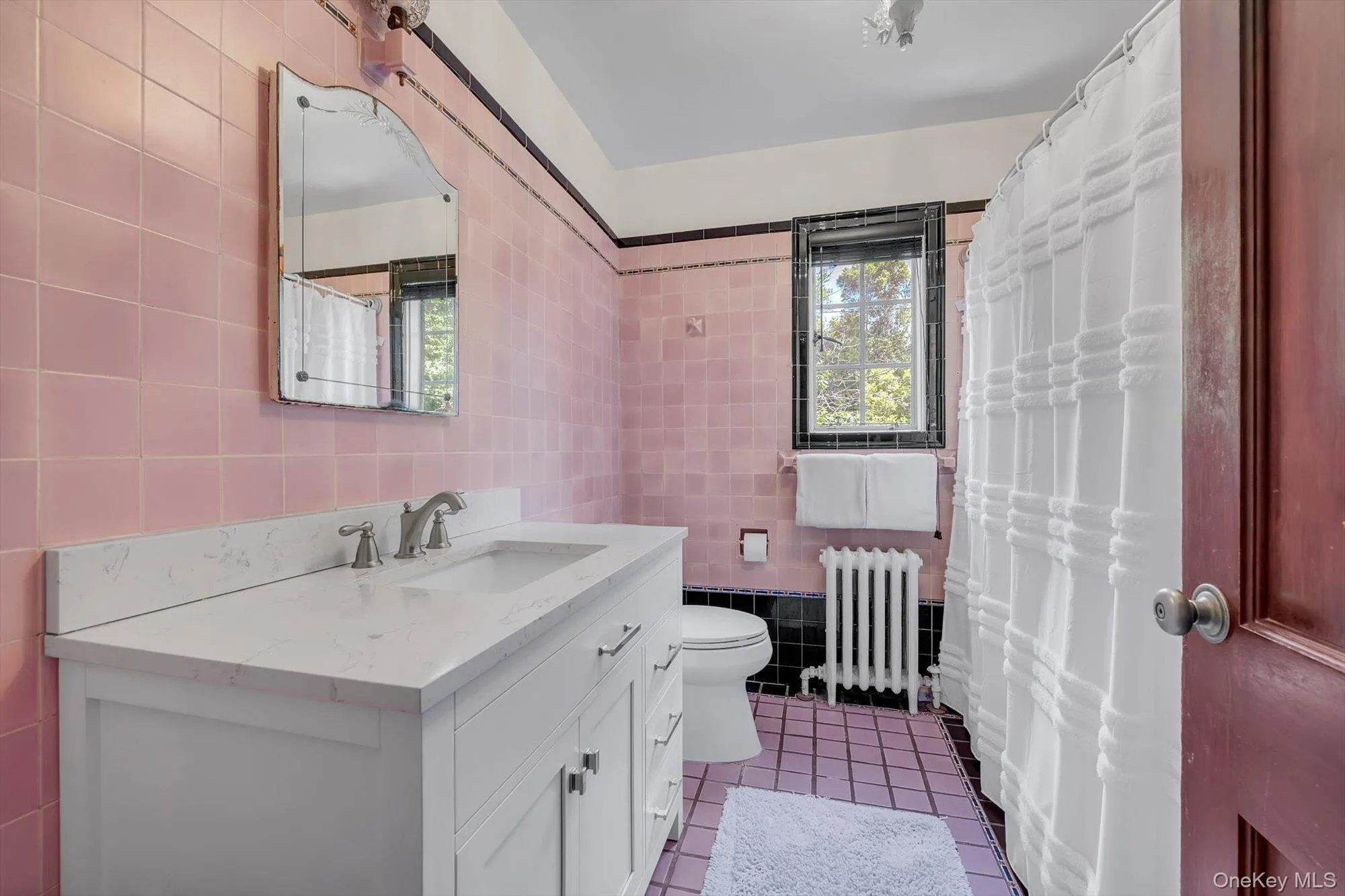 68 Beverly Road, North Hempstead, NY, 6 Bedrooms Bedrooms, 12 Rooms Rooms,3 BathroomsBathrooms,Residential,For Rent,Beverly,0,1010516 68 Beverly Road, North Hempstead, NY, 6 Bedrooms Bedrooms, 12 Rooms Rooms,3 BathroomsBathrooms,Residential,For Rent,Beverly,0,1010516