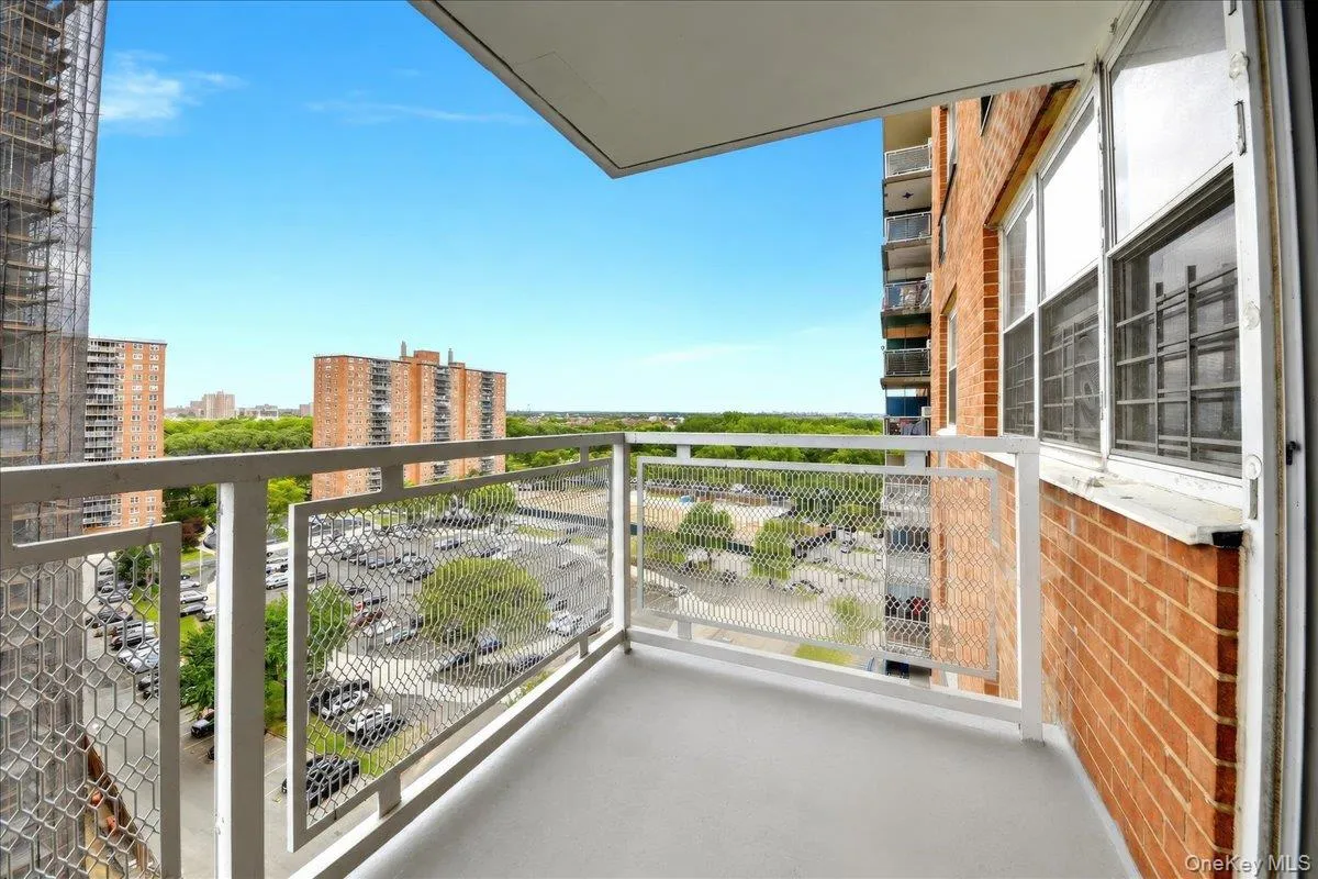 880 Boynton Avenue, New York, NY, 1 Bedroom Bedrooms, 4 Rooms Rooms,1 BathroomBathrooms,Residential,For Rent,Boynton Avenue,0,1010518 880 Boynton Avenue, New York, NY, 1 Bedroom Bedrooms, 4 Rooms Rooms,1 BathroomBathrooms,Residential,For Rent,Boynton Avenue,0,1010518