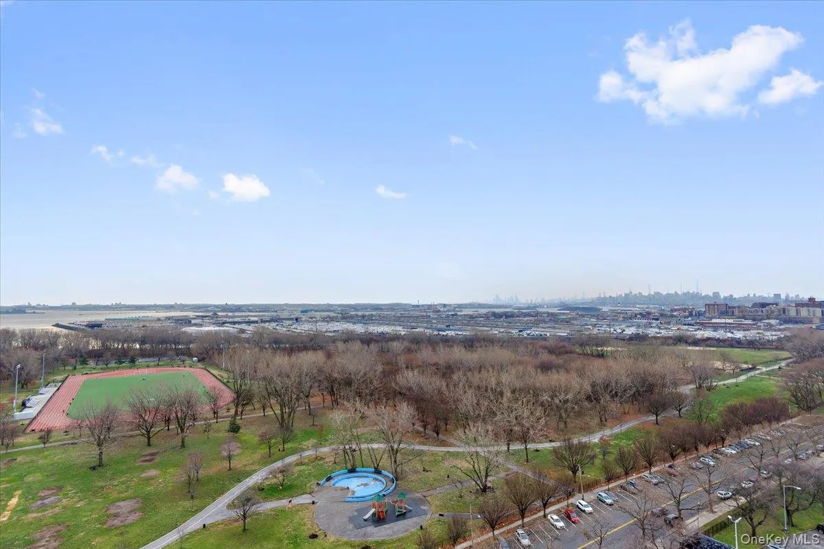 880 Boynton Avenue, New York, NY, 1 Bedroom Bedrooms, 4 Rooms Rooms,1 BathroomBathrooms,Residential,For Rent,Boynton Avenue,0,1010518 880 Boynton Avenue, New York, NY, 1 Bedroom Bedrooms, 4 Rooms Rooms,1 BathroomBathrooms,Residential,For Rent,Boynton Avenue,0,1010518