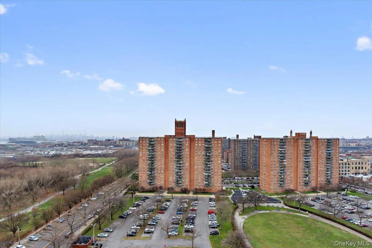 880 Boynton Avenue, New York, NY, 1 Bedroom Bedrooms, 4 Rooms Rooms,1 BathroomBathrooms,Residential,For Rent,Boynton Avenue,0,1010518 880 Boynton Avenue, New York, NY, 1 Bedroom Bedrooms, 4 Rooms Rooms,1 BathroomBathrooms,Residential,For Rent,Boynton Avenue,0,1010518
