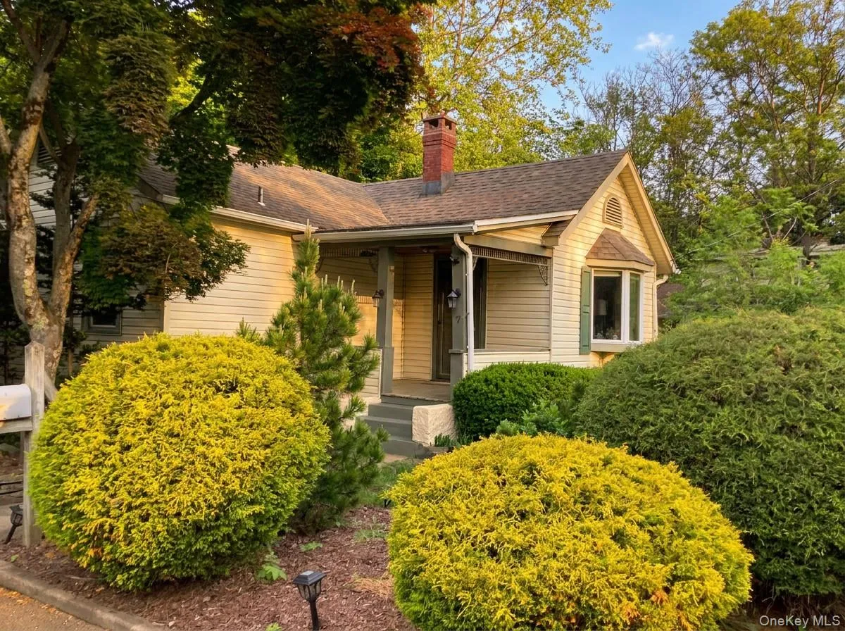 7 Brook Street, Ramapo, NY, 2 Bedrooms Bedrooms, 6 Rooms Rooms,1 BathroomBathrooms,Residential,For Rent,Brook,0,1010520 7 Brook Street, Ramapo, NY, 2 Bedrooms Bedrooms, 6 Rooms Rooms,1 BathroomBathrooms,Residential,For Rent,Brook,0,1010520