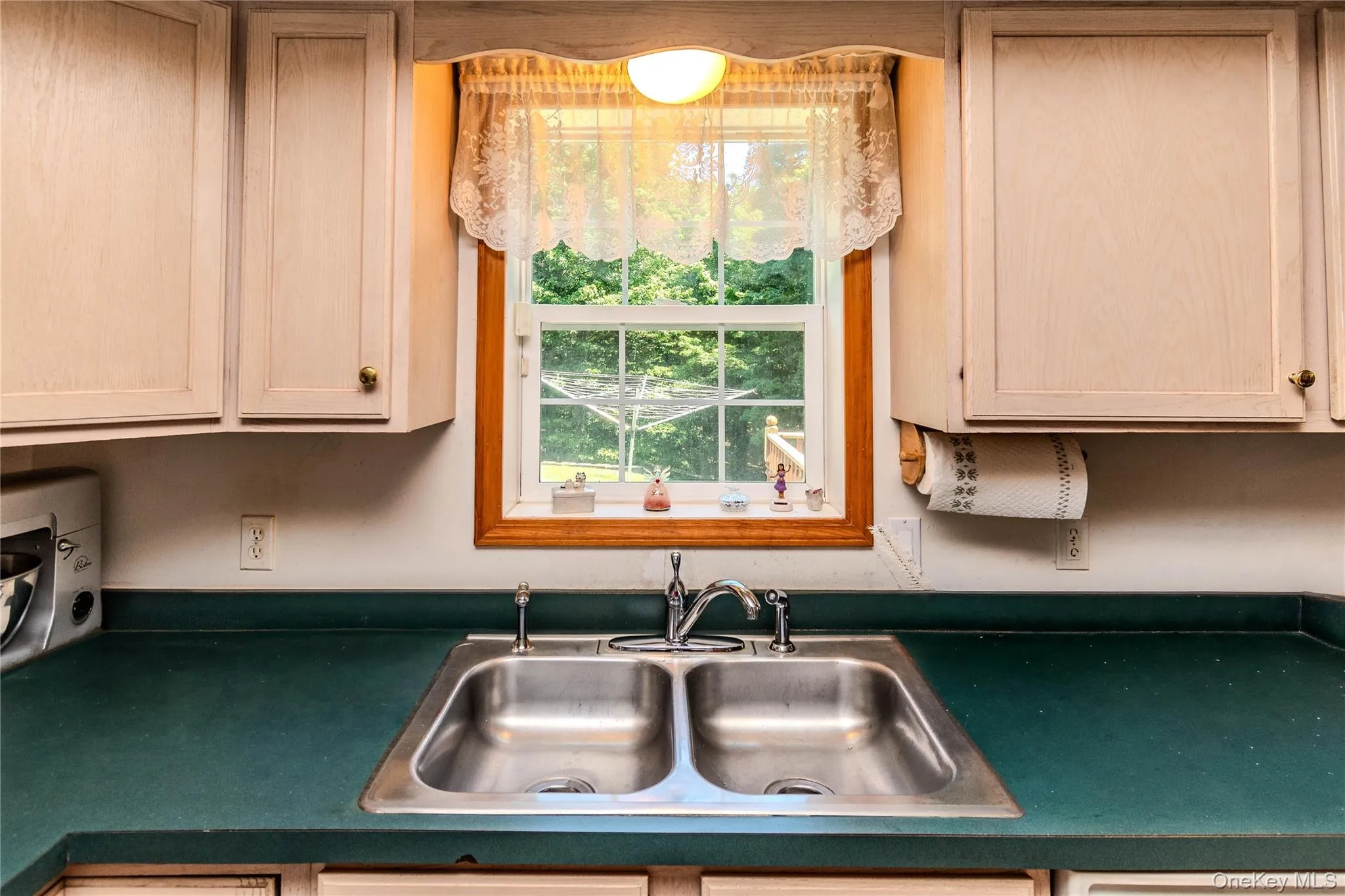 276 Spruce Road, Mamakating, NY, 4 Bedrooms Bedrooms, 8 Rooms Rooms,2 BathroomsBathrooms,Residential,For Rent,Spruce,0,1010523 276 Spruce Road, Mamakating, NY, 4 Bedrooms Bedrooms, 8 Rooms Rooms,2 BathroomsBathrooms,Residential,For Rent,Spruce,0,1010523