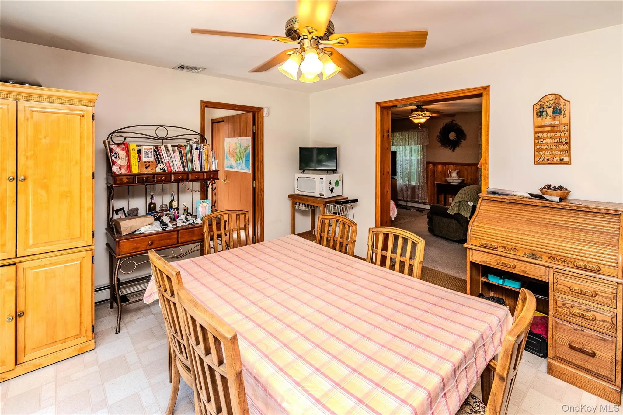 276 Spruce Road, Mamakating, NY, 4 Bedrooms Bedrooms, 8 Rooms Rooms,2 BathroomsBathrooms,Residential,For Rent,Spruce,0,1010523 276 Spruce Road, Mamakating, NY, 4 Bedrooms Bedrooms, 8 Rooms Rooms,2 BathroomsBathrooms,Residential,For Rent,Spruce,0,1010523