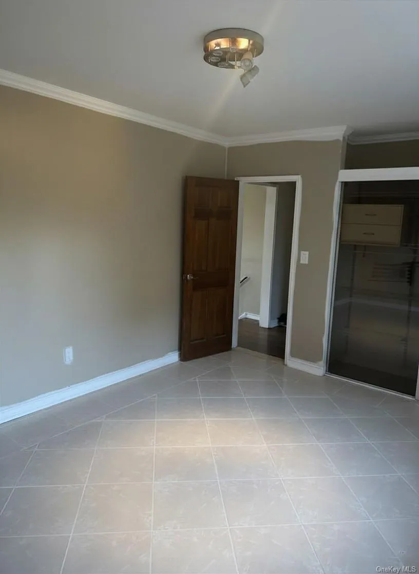 196-23 Dunton Avenue, New York, NY, 1 Bedroom Bedrooms, 4 Rooms Rooms,1 BathroomBathrooms,Residential,For Rent,Dunton,0,1010528 196-23 Dunton Avenue, New York, NY, 1 Bedroom Bedrooms, 4 Rooms Rooms,1 BathroomBathrooms,Residential,For Rent,Dunton,0,1010528