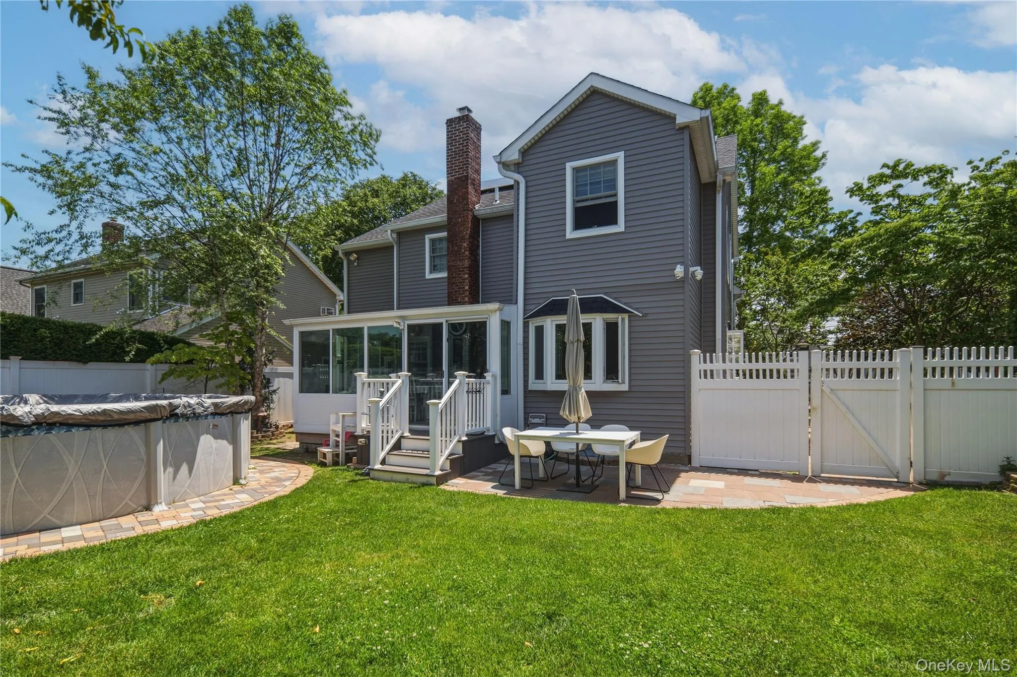 1533 Lowell Avenue, North Hempstead, NY, 4 Bedrooms Bedrooms, 7 Rooms Rooms,3 BathroomsBathrooms,Residential,For Rent,Lowell,0,1010531 1533 Lowell Avenue, North Hempstead, NY, 4 Bedrooms Bedrooms, 7 Rooms Rooms,3 BathroomsBathrooms,Residential,For Rent,Lowell,0,1010531