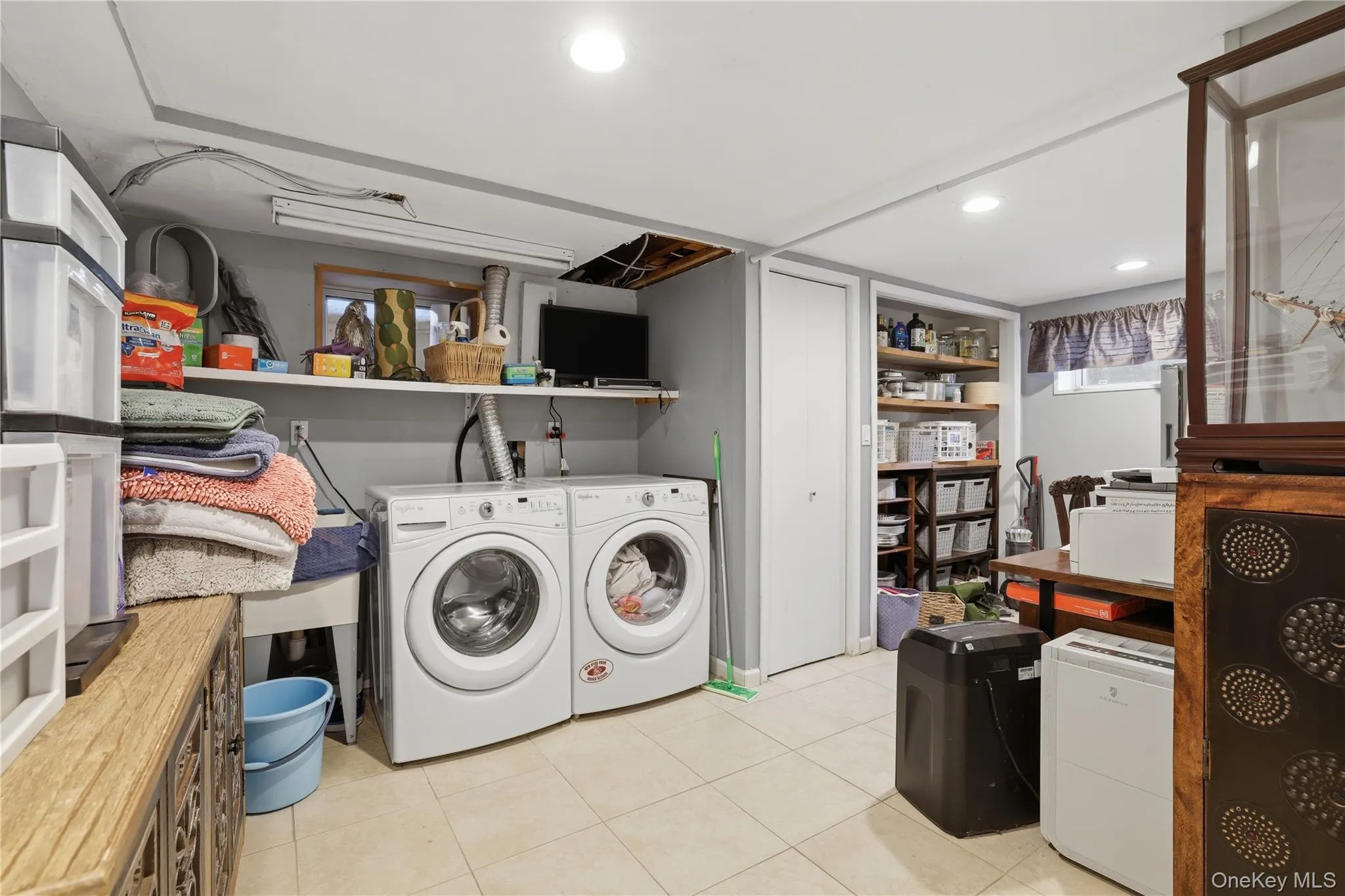1533 Lowell Avenue, North Hempstead, NY, 4 Bedrooms Bedrooms, 7 Rooms Rooms,3 BathroomsBathrooms,Residential,For Rent,Lowell,0,1010531 1533 Lowell Avenue, North Hempstead, NY, 4 Bedrooms Bedrooms, 7 Rooms Rooms,3 BathroomsBathrooms,Residential,For Rent,Lowell,0,1010531