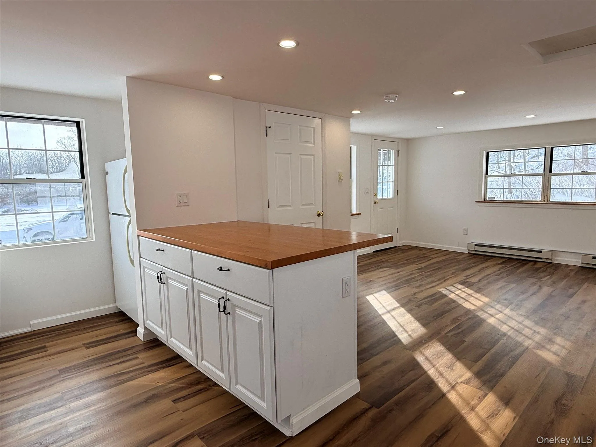 19 Quartz Lane, Greenville, NY, 1 Room Rooms,1 BathroomBathrooms,Residential Lease,For Rent,Quartz,0,1010532 19 Quartz Lane, Greenville, NY, 1 Room Rooms,1 BathroomBathrooms,Residential Lease,For Rent,Quartz,0,1010532