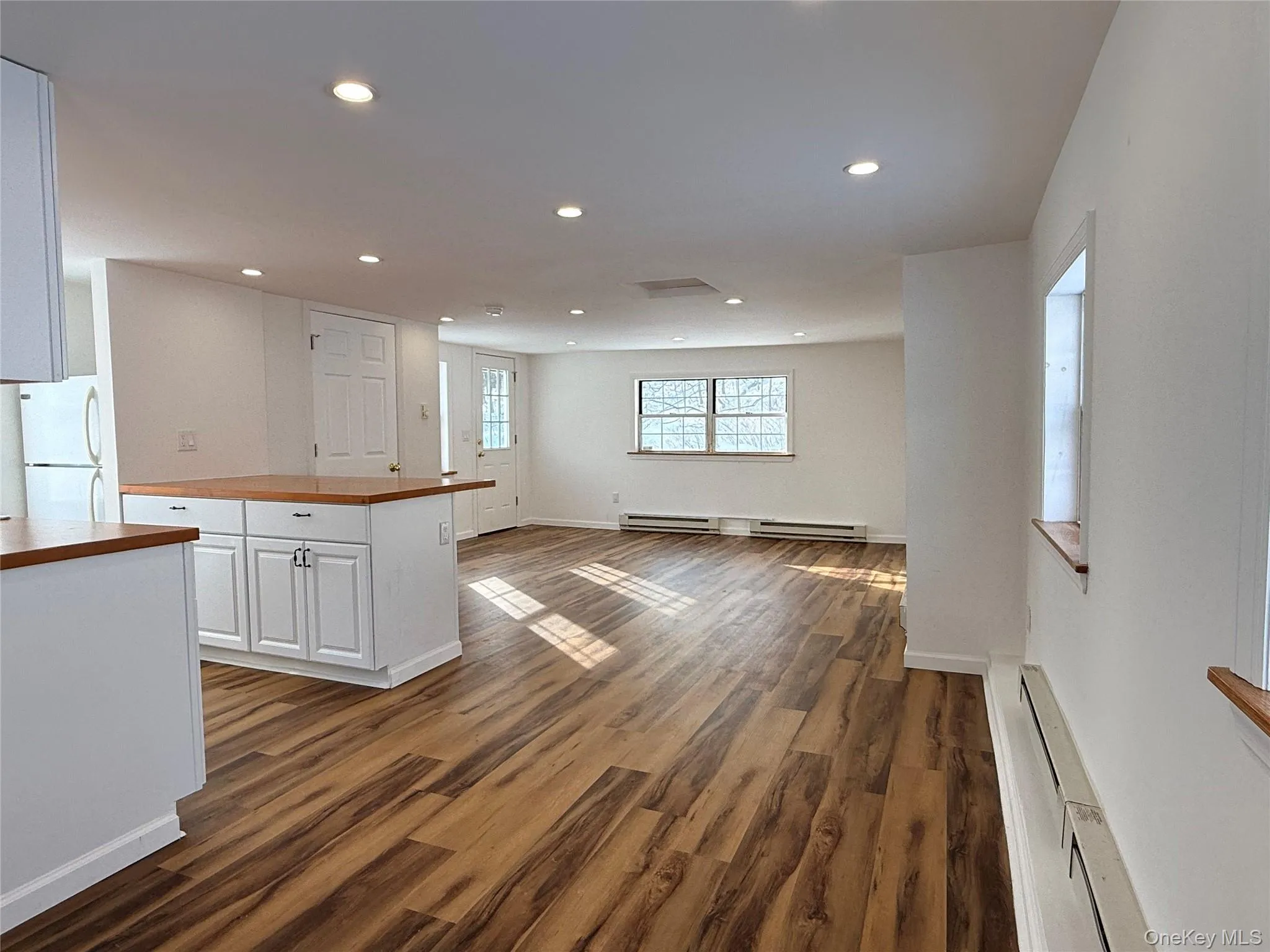 19 Quartz Lane, Greenville, NY, 1 Room Rooms,1 BathroomBathrooms,Residential Lease,For Rent,Quartz,0,1010532 19 Quartz Lane, Greenville, NY, 1 Room Rooms,1 BathroomBathrooms,Residential Lease,For Rent,Quartz,0,1010532