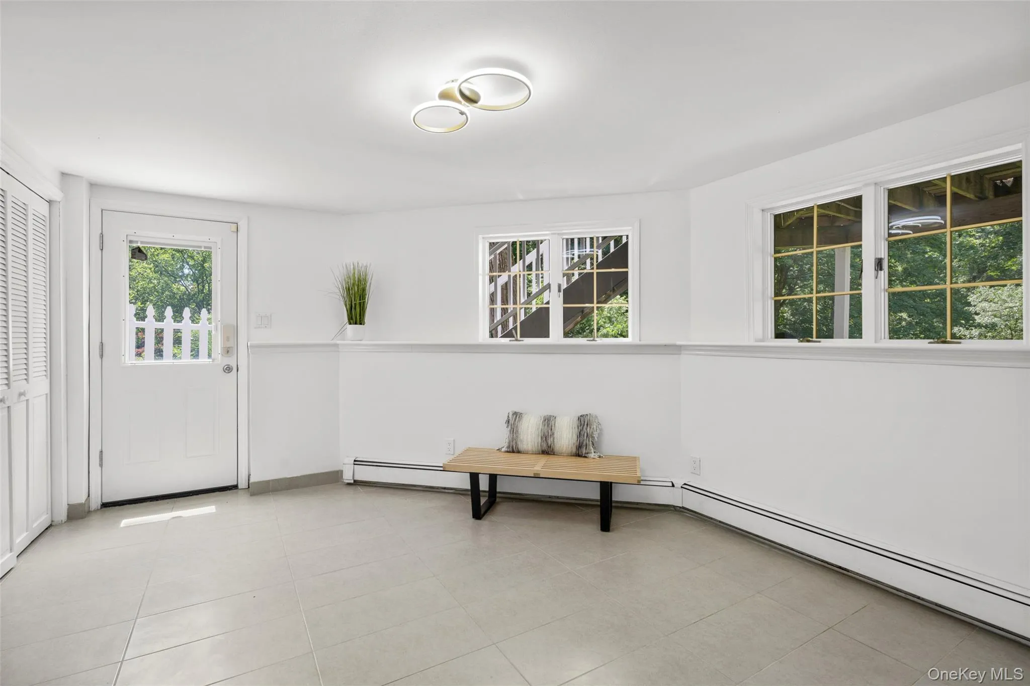Lower Level Mud Room - walk out to the garden. Lower Level Mud Room - walk out to the garden.