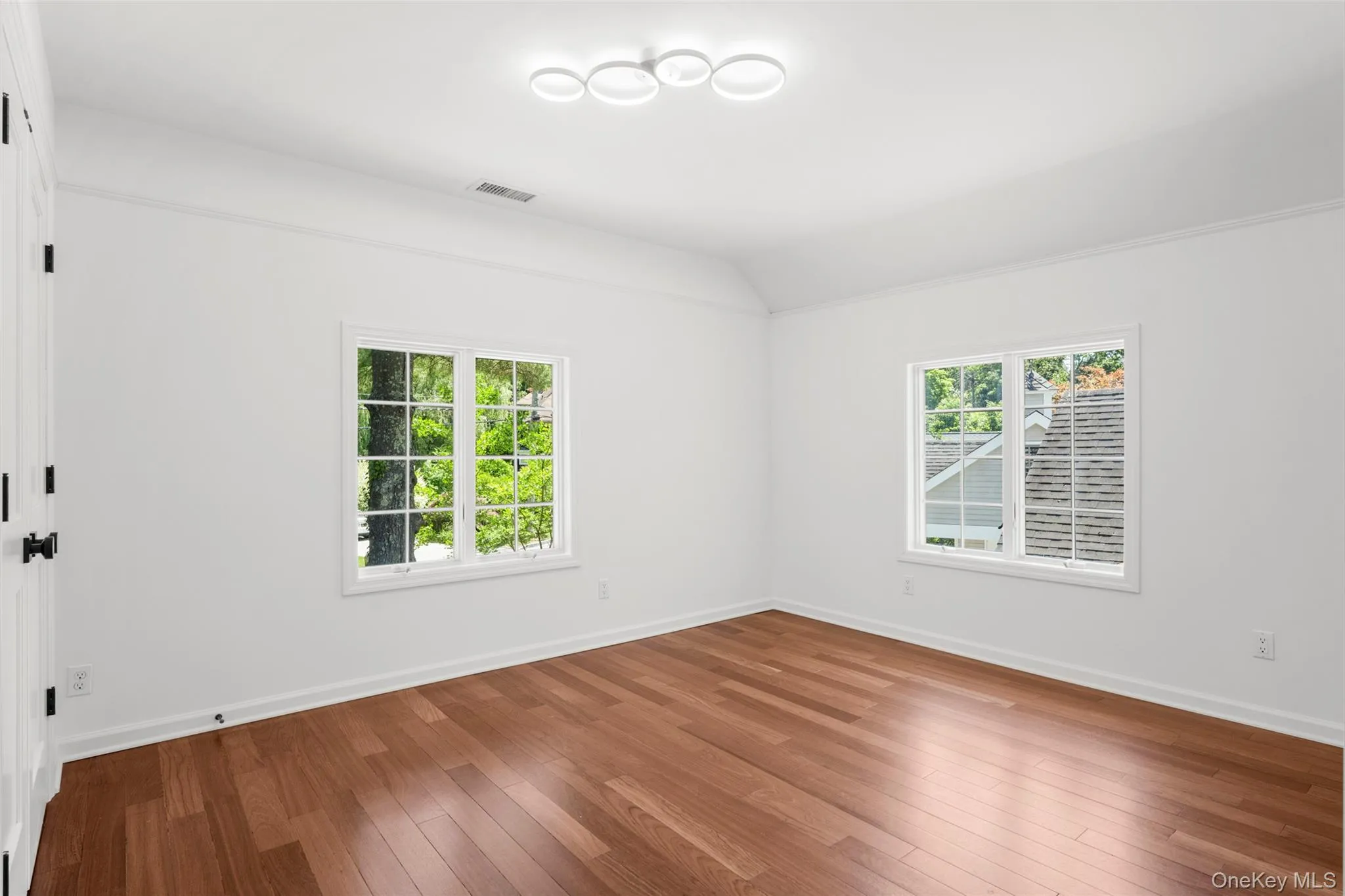 3rd bedroom 3rd bedroom