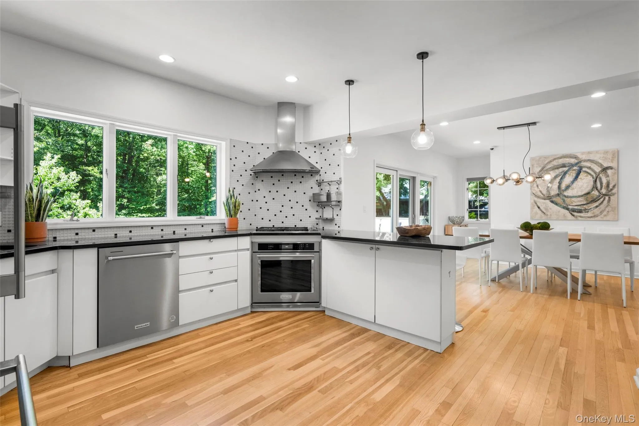 125 Saxon Woods Road, White Plains, NY, 5 Bedrooms Bedrooms, 10 Rooms Rooms,5 BathroomsBathrooms,Residential,For Rent,Saxon Woods,0,1010534 125 Saxon Woods Road, White Plains, NY, 5 Bedrooms Bedrooms, 10 Rooms Rooms,5 BathroomsBathrooms,Residential,For Rent,Saxon Woods,0,1010534